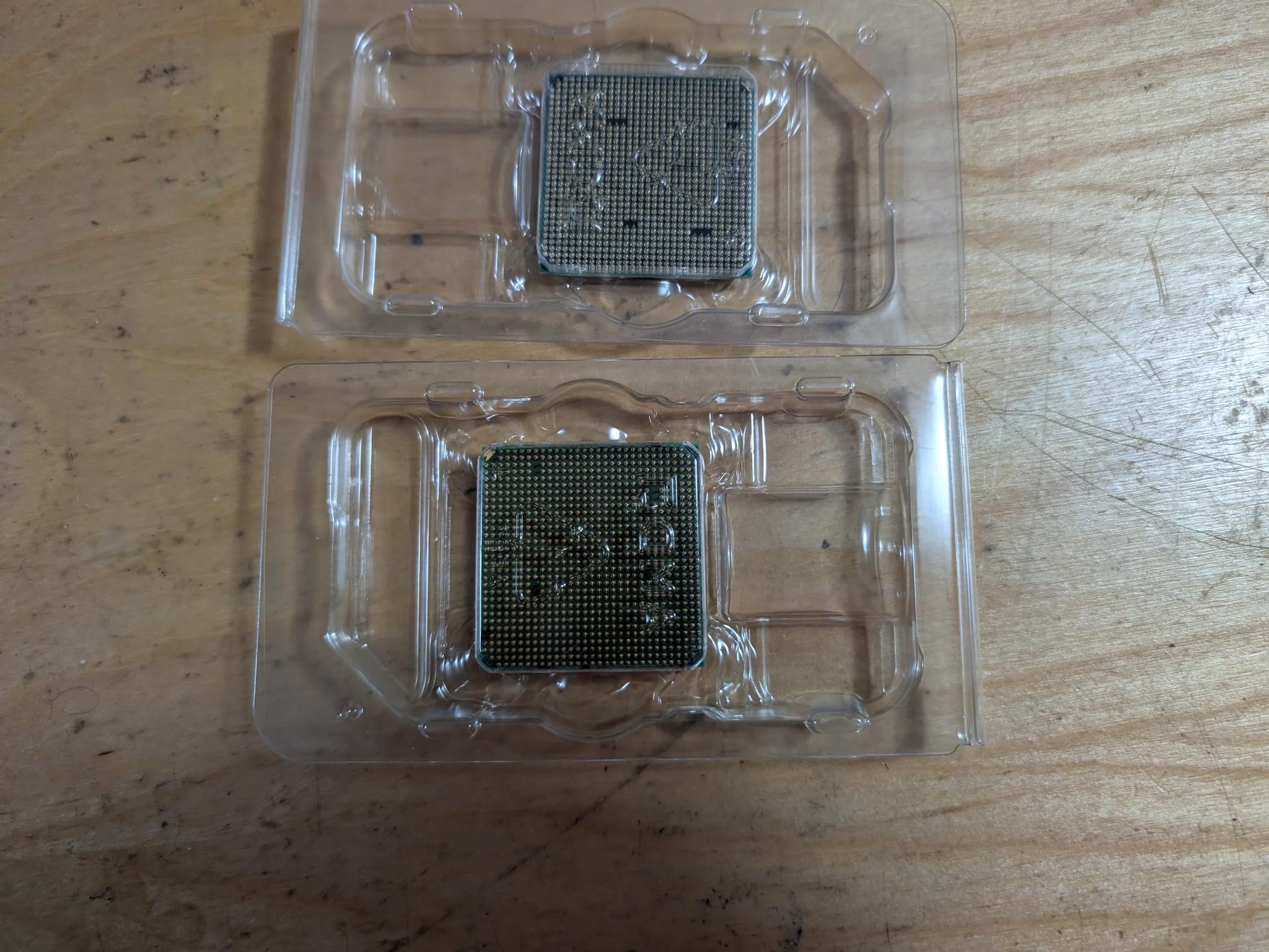 AMD Phenom X4 9600 BE + Athlon II X2 255