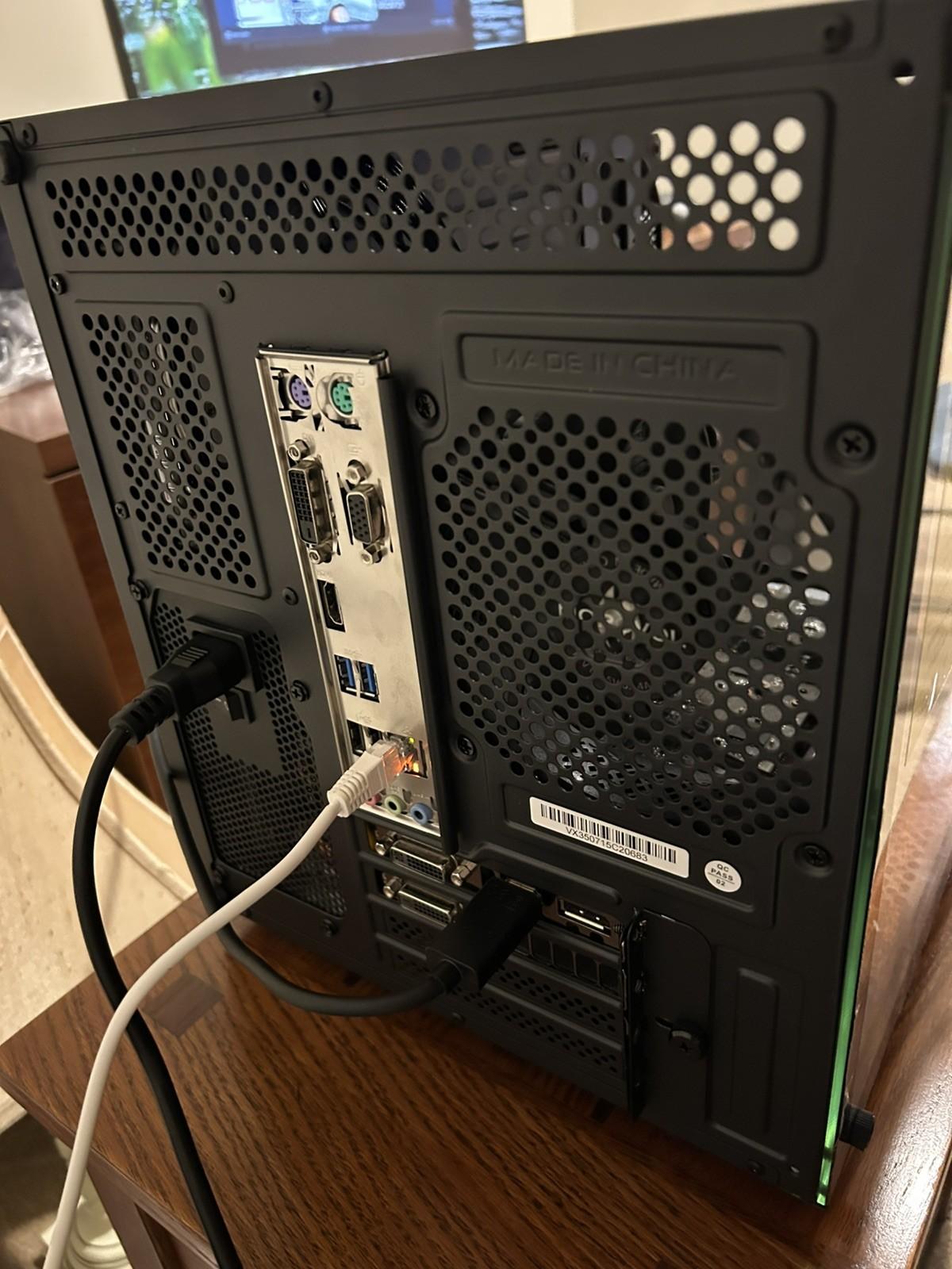 Gaming/School PC i5 8600 & GTX 970 4GB w/16 GB 2666 MT/s DDR4 - 2.5TB Storage