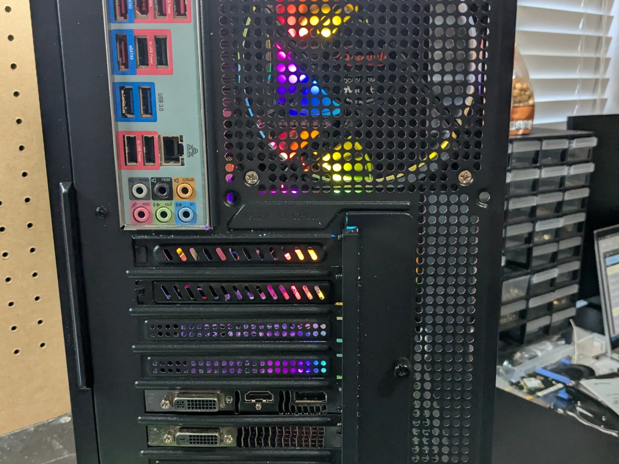 Scratch and Dent | 70 FPS Fortnite | AMD FX 6300, 16GB RAM, R9 270, 480GB SSD, Win10