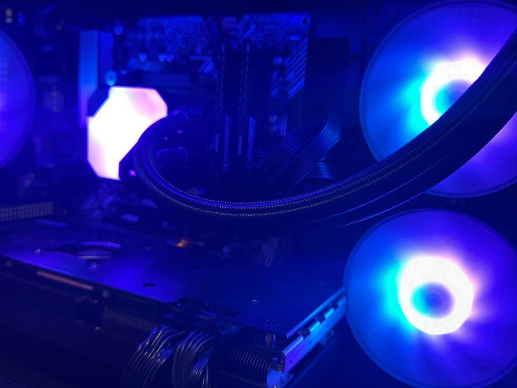 Ryzen 9 RX 7800XT Gaming PC