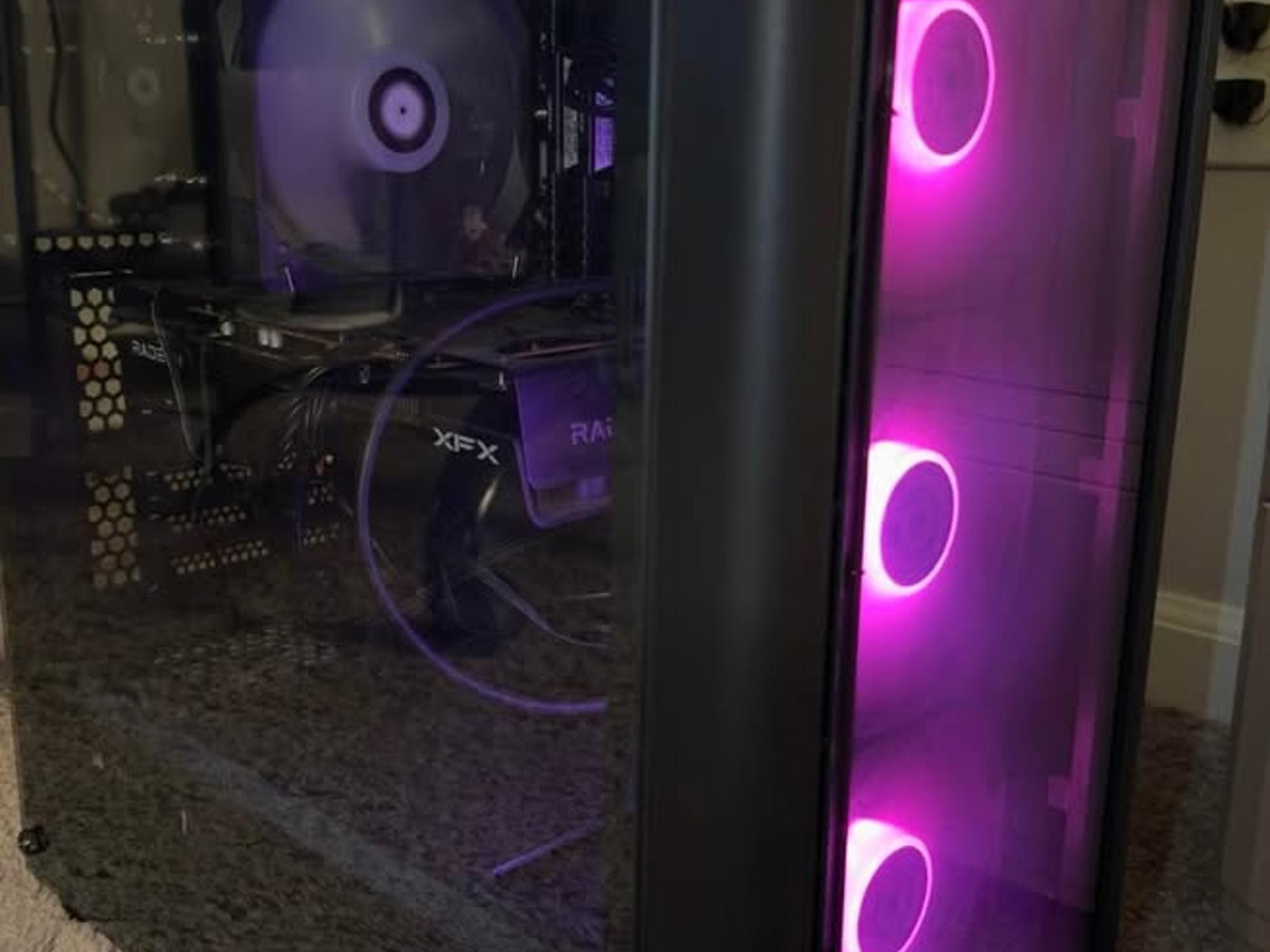 Intel I7-12700K | AMD Radeon RX 6650 XT | 16 GB DDR4 | 3TB SSD | Monitor & Keyboard included!