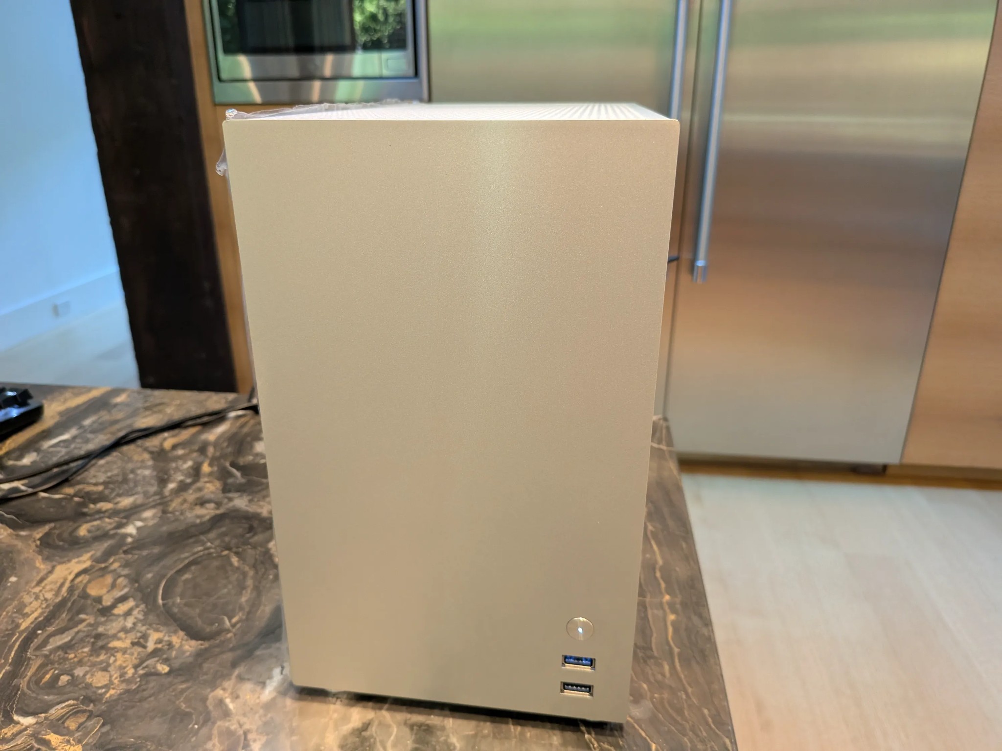 🥈 Metal Fish|RTX 5060 Ti 16GB, Ryzen 5, 32 GB RAM, 2 TB