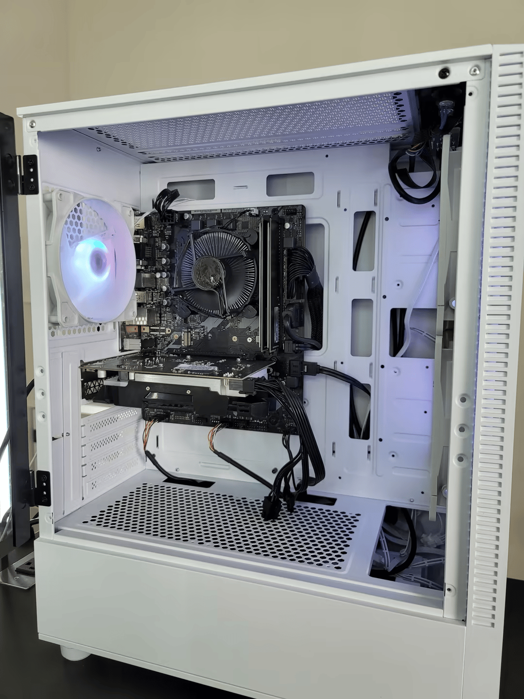 ScatterVolt Custom $400 Gaming PC - i3 10100F + GTX 960 