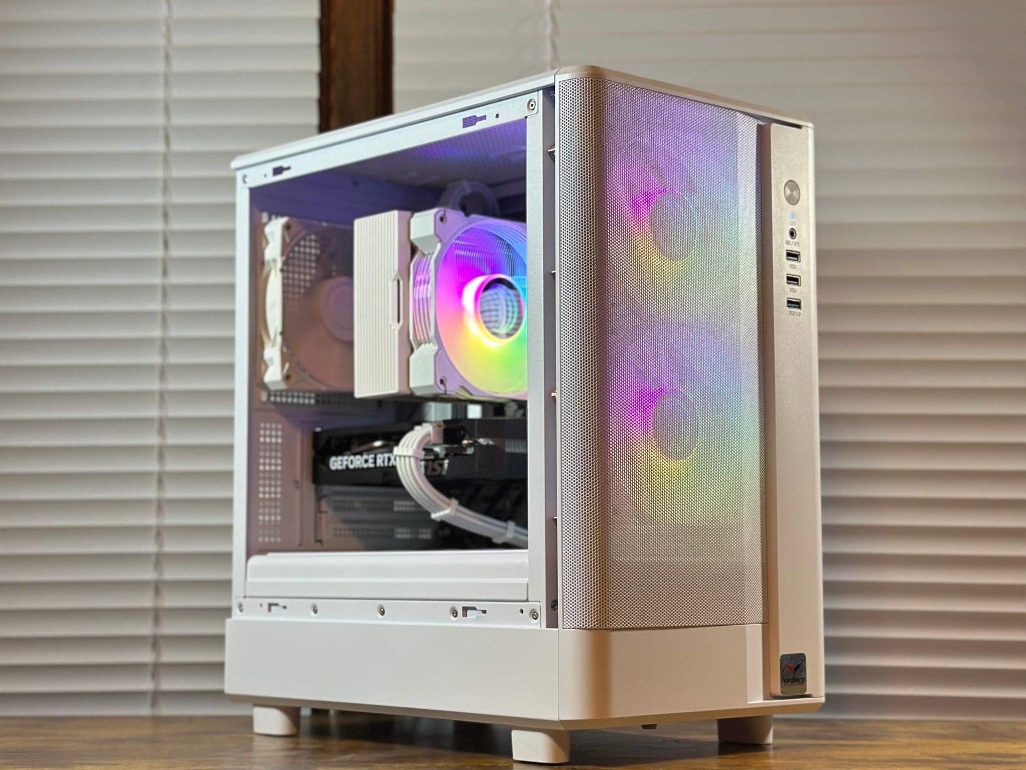 RTX 5060 8GB | AMD Ryzen 5 8400F | 16GB DDR5 | 1TB SSD | Win11 | WIFI | 1080P/1440P Gaming PC