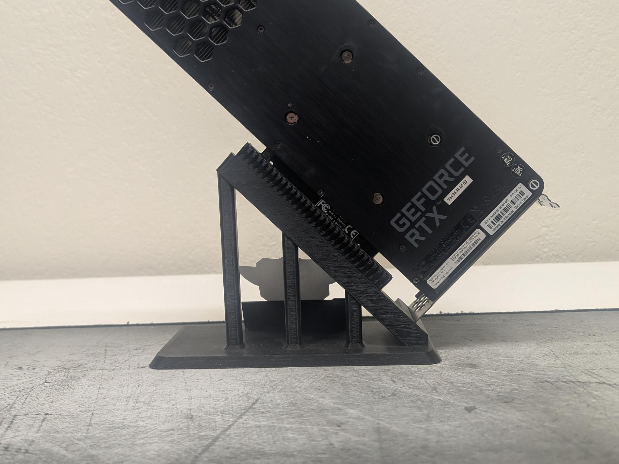 PNY XLR8 Gaming REVEL EPIC-X RGB GeForce RTX 3070 - Image 2