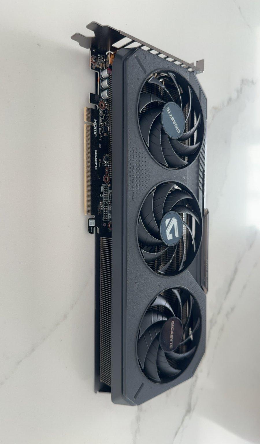 GIGABYTE GeForce RTX 5060 Ti GAMING OC 16G - Image 2