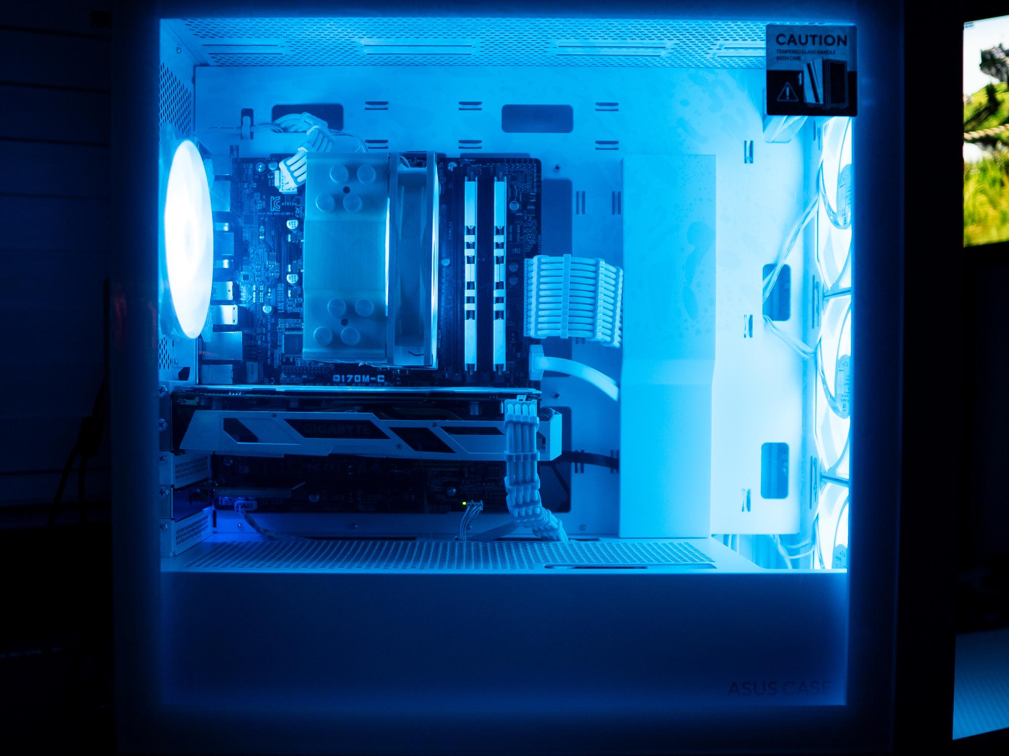 ❄️🌨| INTEL i5 7600K | RX 480 | 16GB DDR4 RAM | 1TB Western Digital SSD | Arctic Freeze |