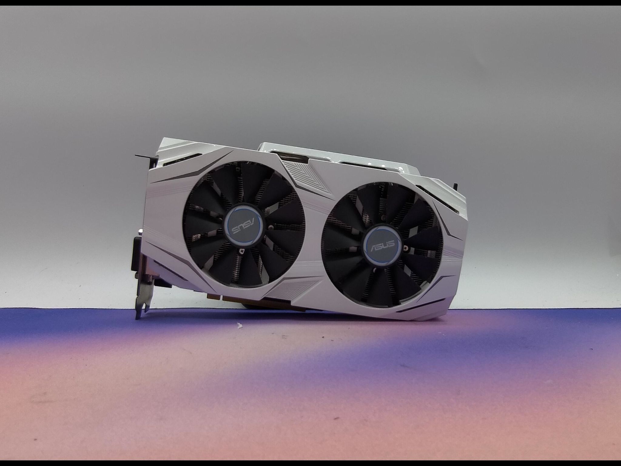 Asus Dual GTX 1060 (6GB)