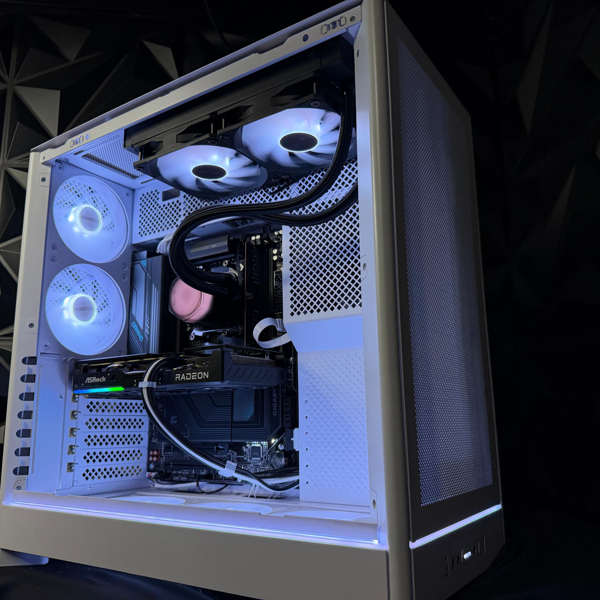 White Ocean – Ryzen 7 7700X / RX 9060XT  Gaming PC