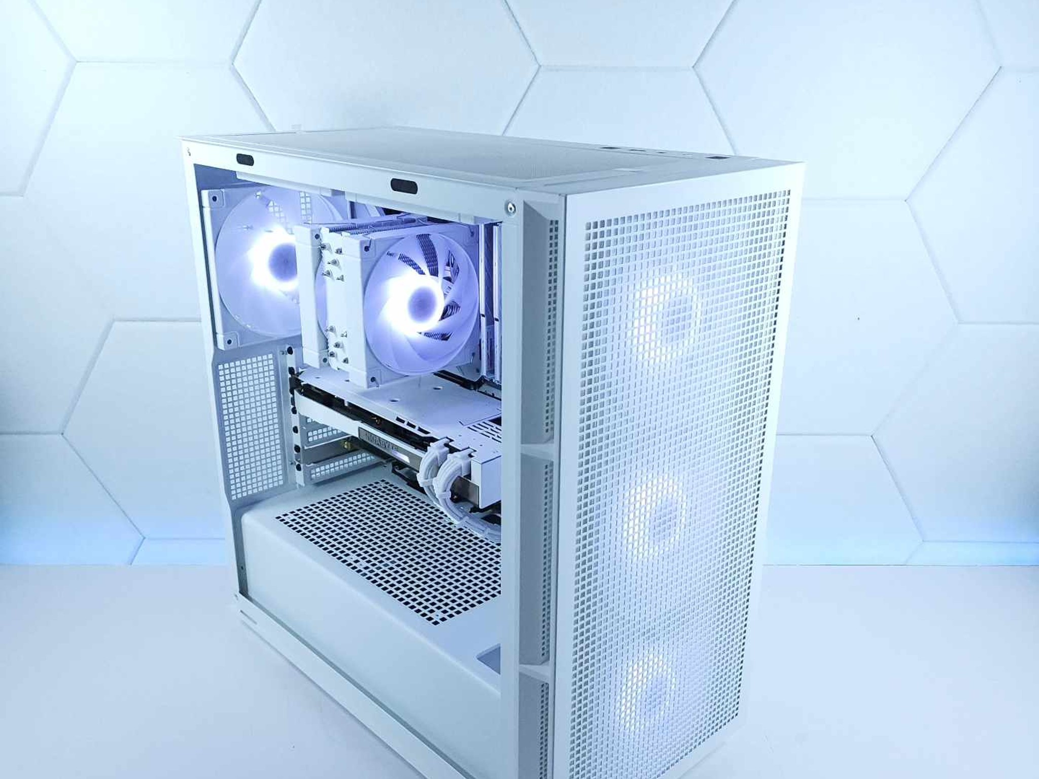 🤍RTX 3070 || Ryzen 5 5600GT || 1TB M.2 NVMe SSD || 32GB 3200MHz || 1080p/1440p Gaming Computer