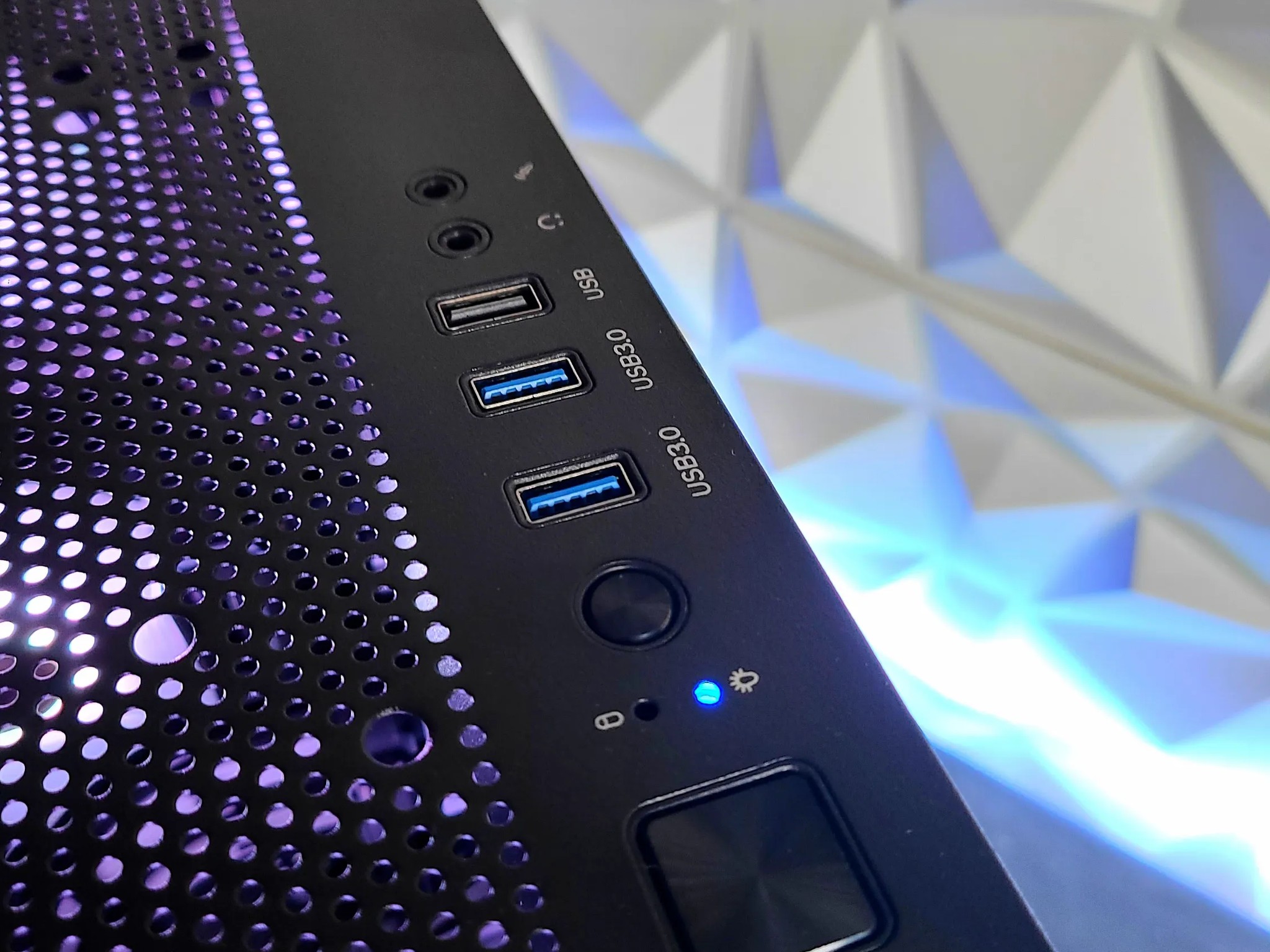 🔵⚫️ Intel Arc B580 12 GB | Intel i5 12600KF 10-Core CPU | 32 GB Ram | 1 TB SSD ⚫️🔵