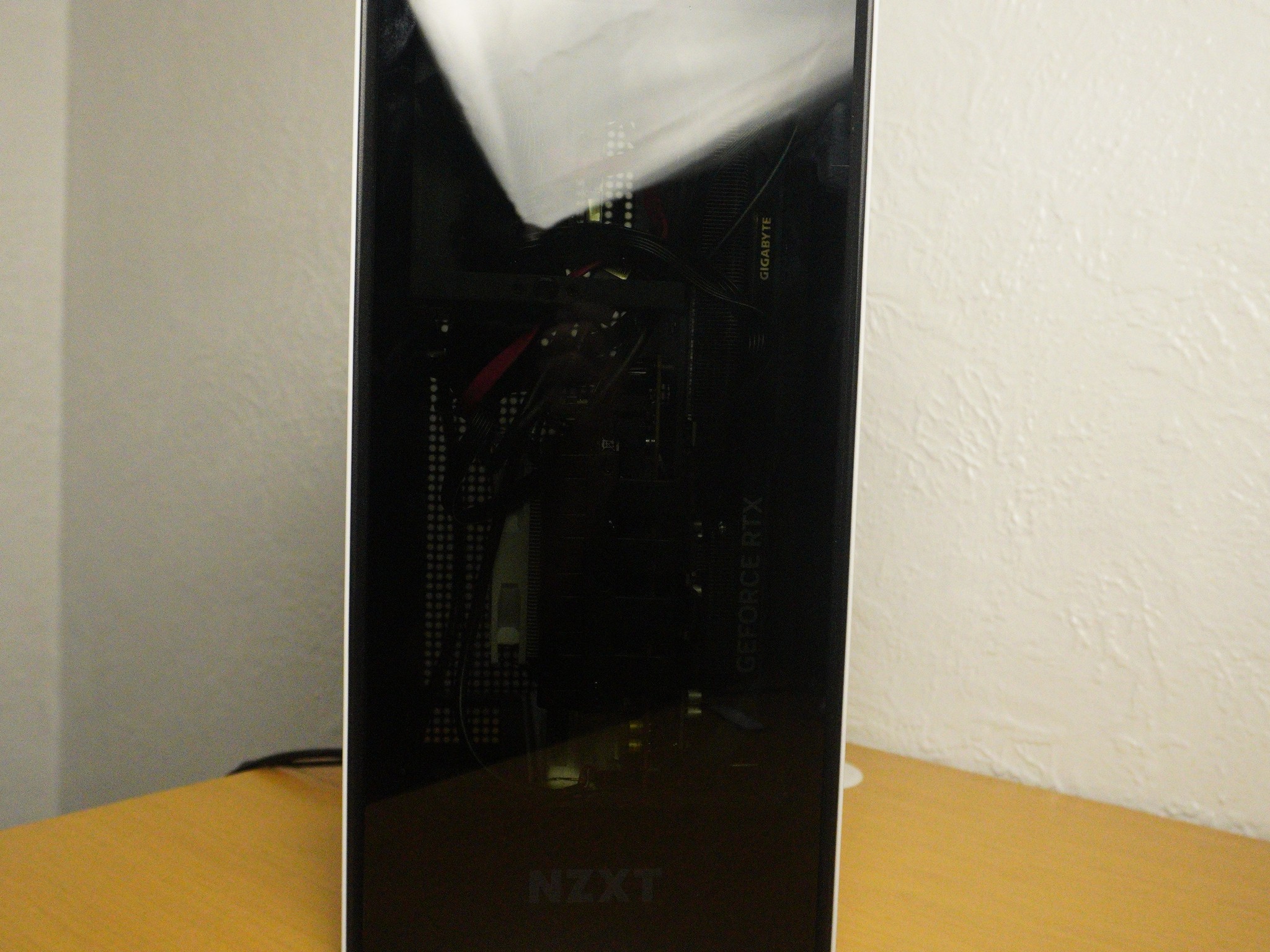 Looming Tower | RTX 5060 TI 8G | RYZEN 5 5600 | 16GB DDR4 | 640G SSD | Windows 11 | WIFI & BT