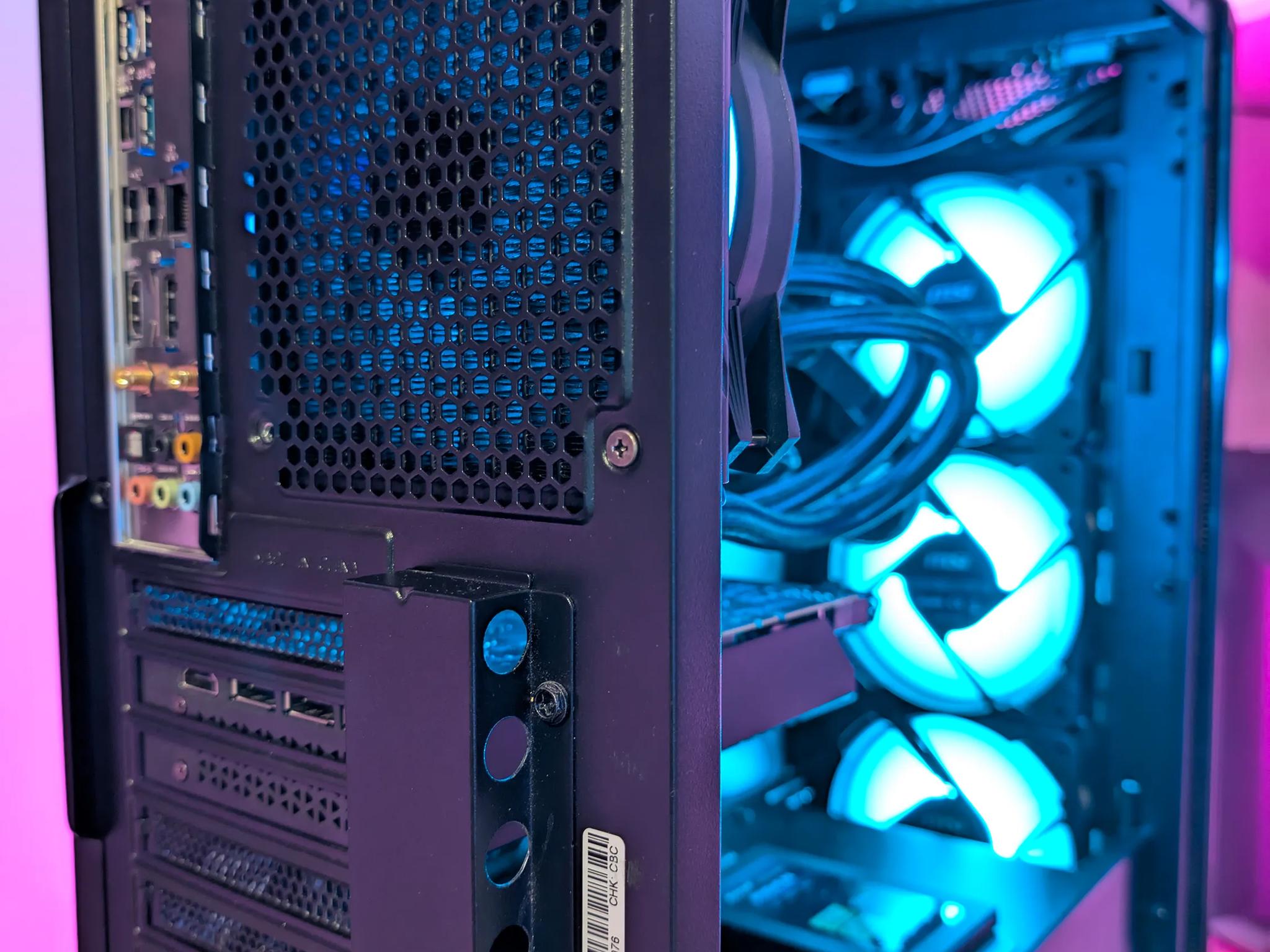 Ryzen 5 4500, RTX 3060 GAMING AND STREAMING PC!