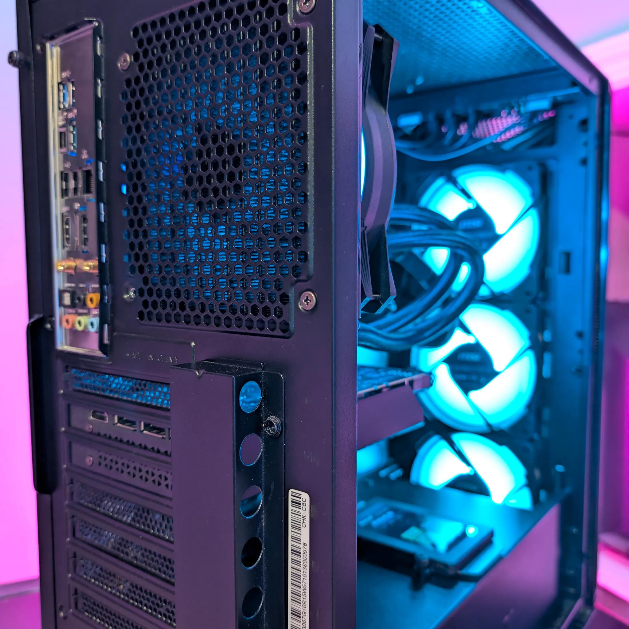 Ryzen 5 4500, RTX 3060 GAMING AND STREAMING PC!