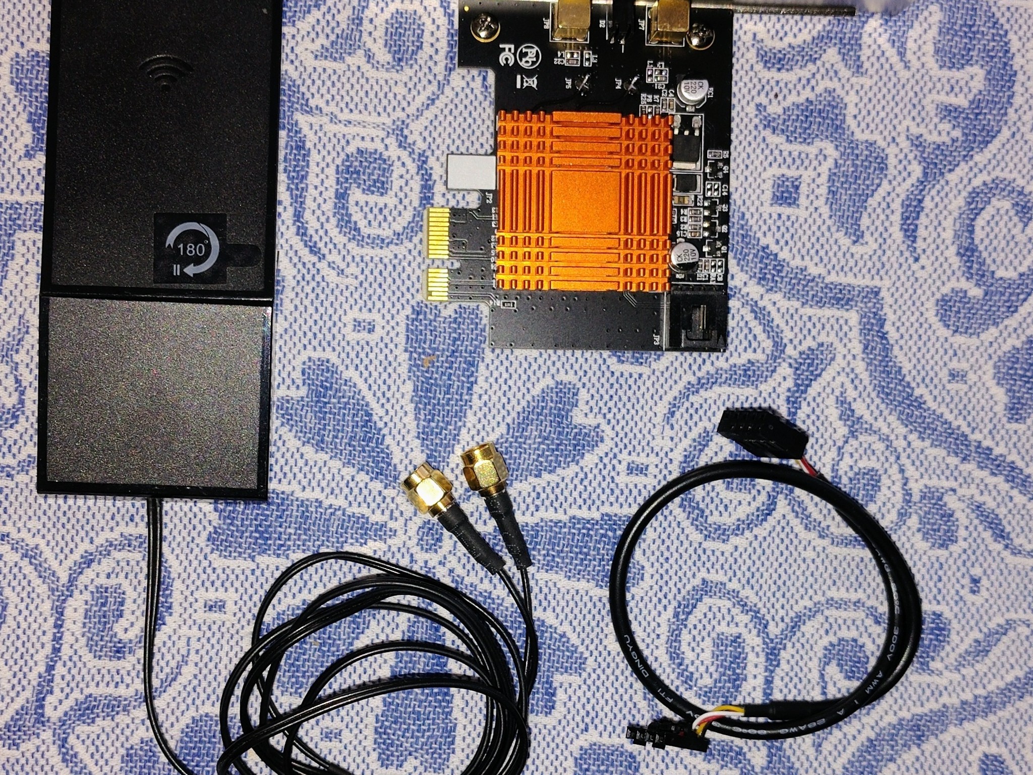 ASRock B550 Phantom Gaming 4 Motherboard + WiFi/Bluetooth card AM4 ATX