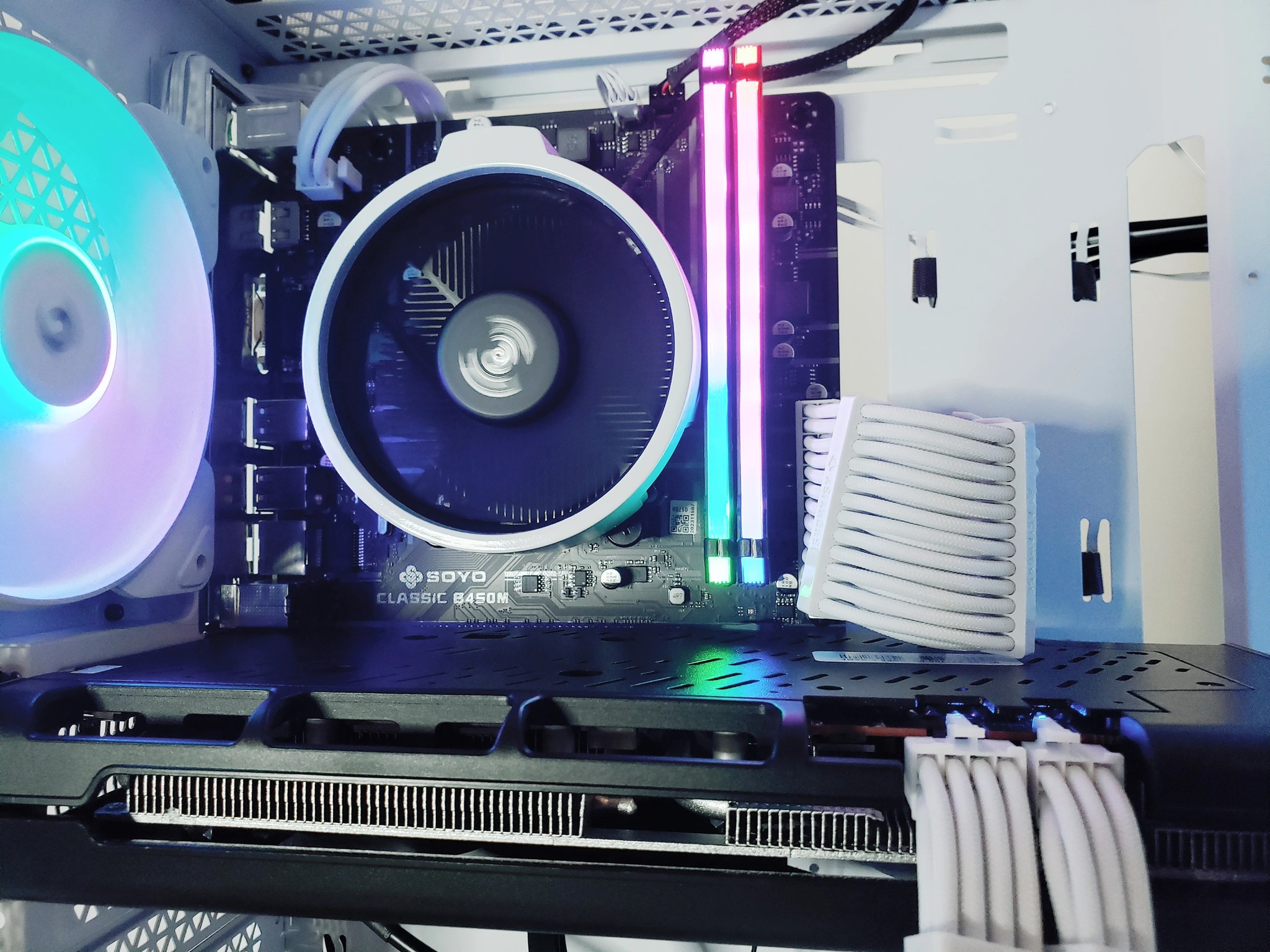 R5🚨White P2P Gaming PC V2 |⚙️5700XT| Brand New✨ |