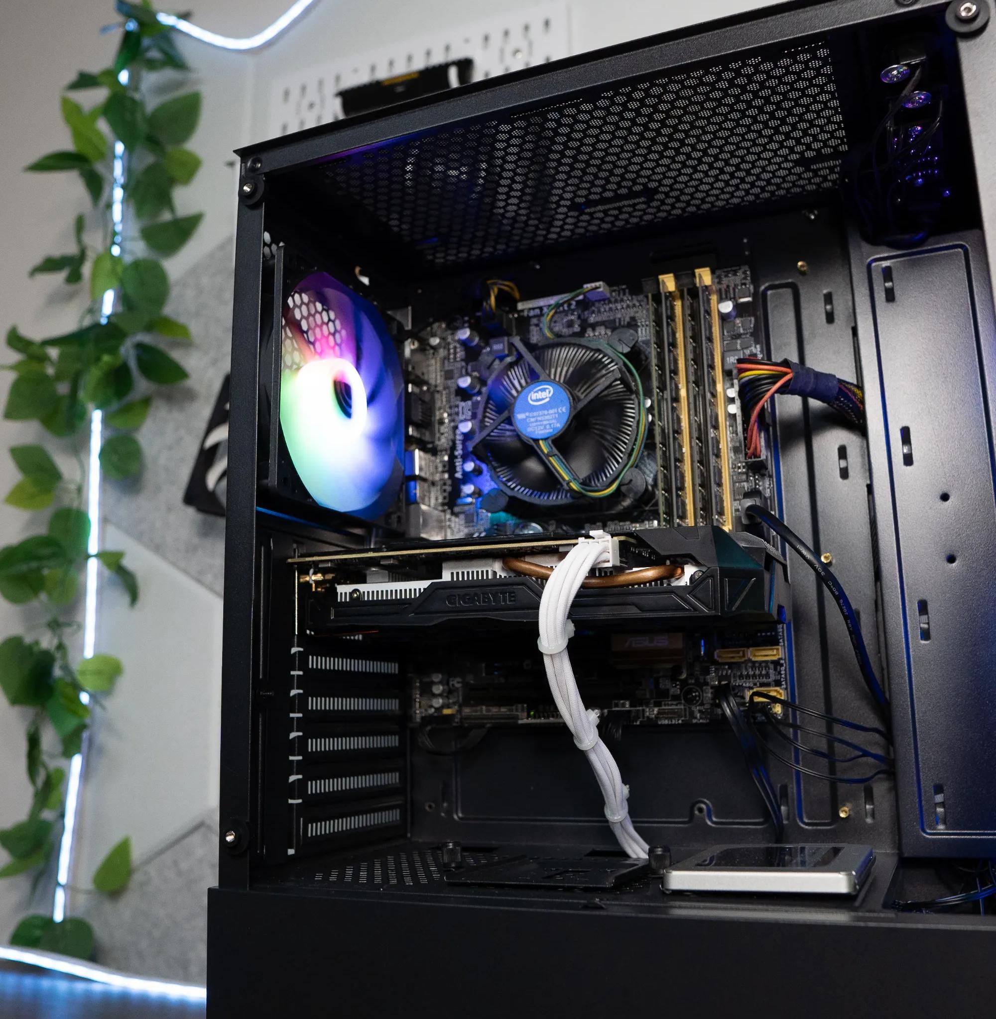 🍬🌠 BUDGET - BO6 Ready GAMING PC | GIGABYTE GTX 1060 3GB | INTEL i7 4790 | 32GB RAM | 1TB SSD |