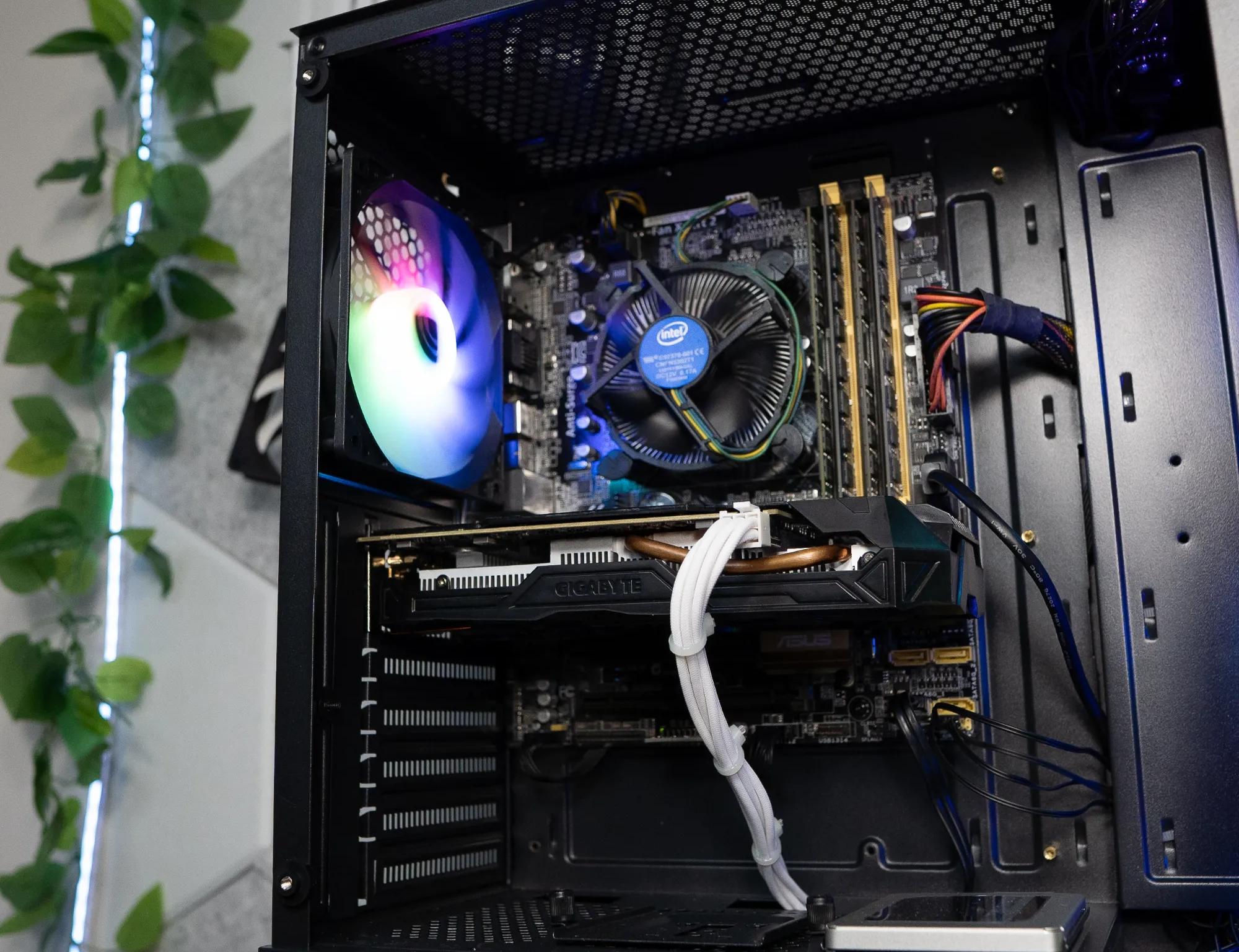 🍬🌠 BUDGET - BO6 Ready GAMING PC | GIGABYTE GTX 1060 3GB | INTEL i7 4790 | 32GB RAM | 1TB SSD |