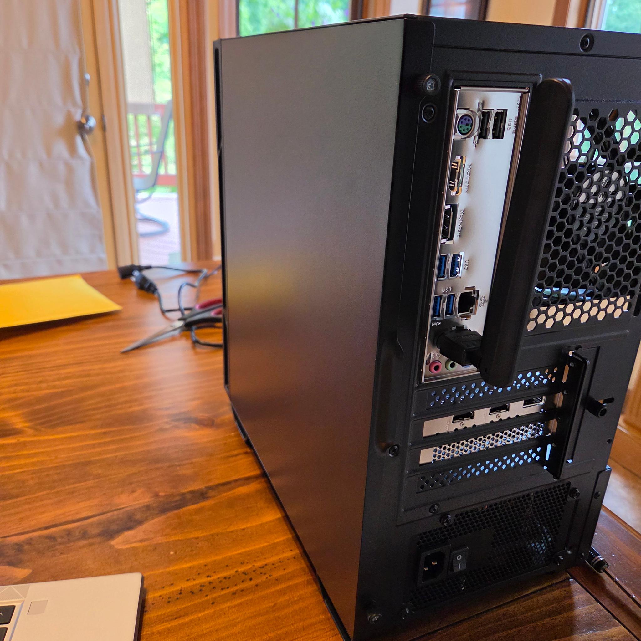 Classy and Capable Ryzen 5 5500/RTX 3050 6GB - 16GB RAM - 512GB - Windows 11