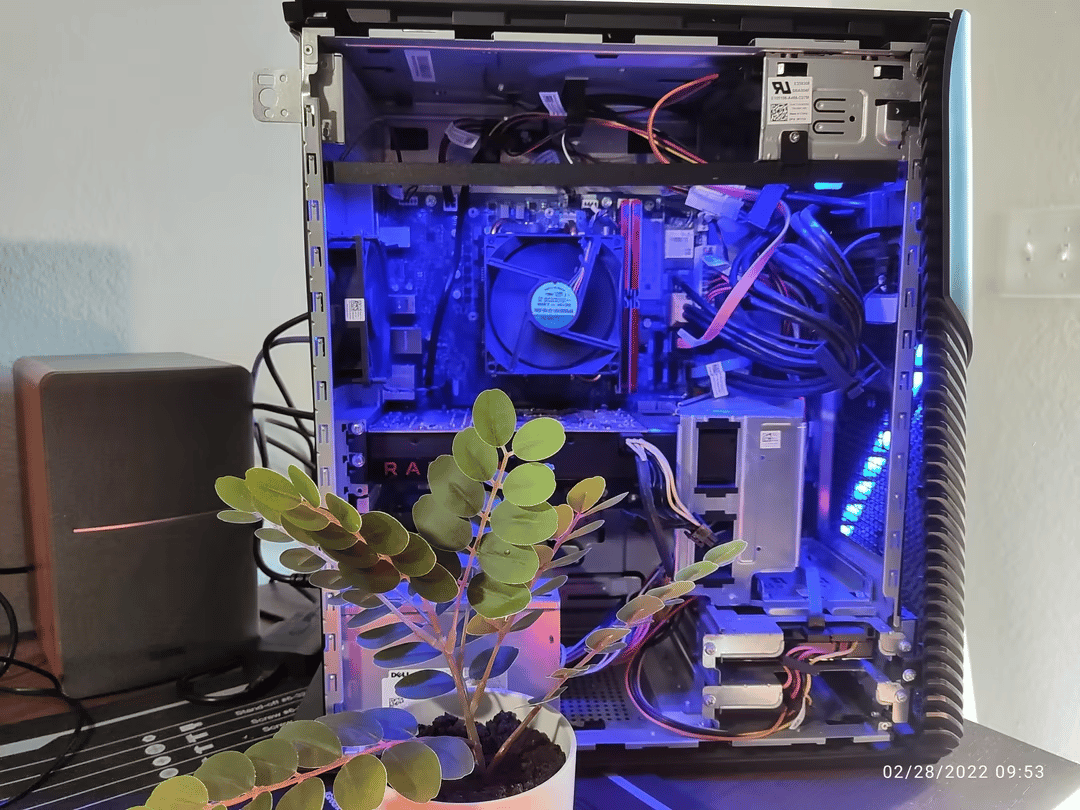 Dell Inspiron Gaming Desktop Ryzen 1800X - 16GB Ram - RX 580