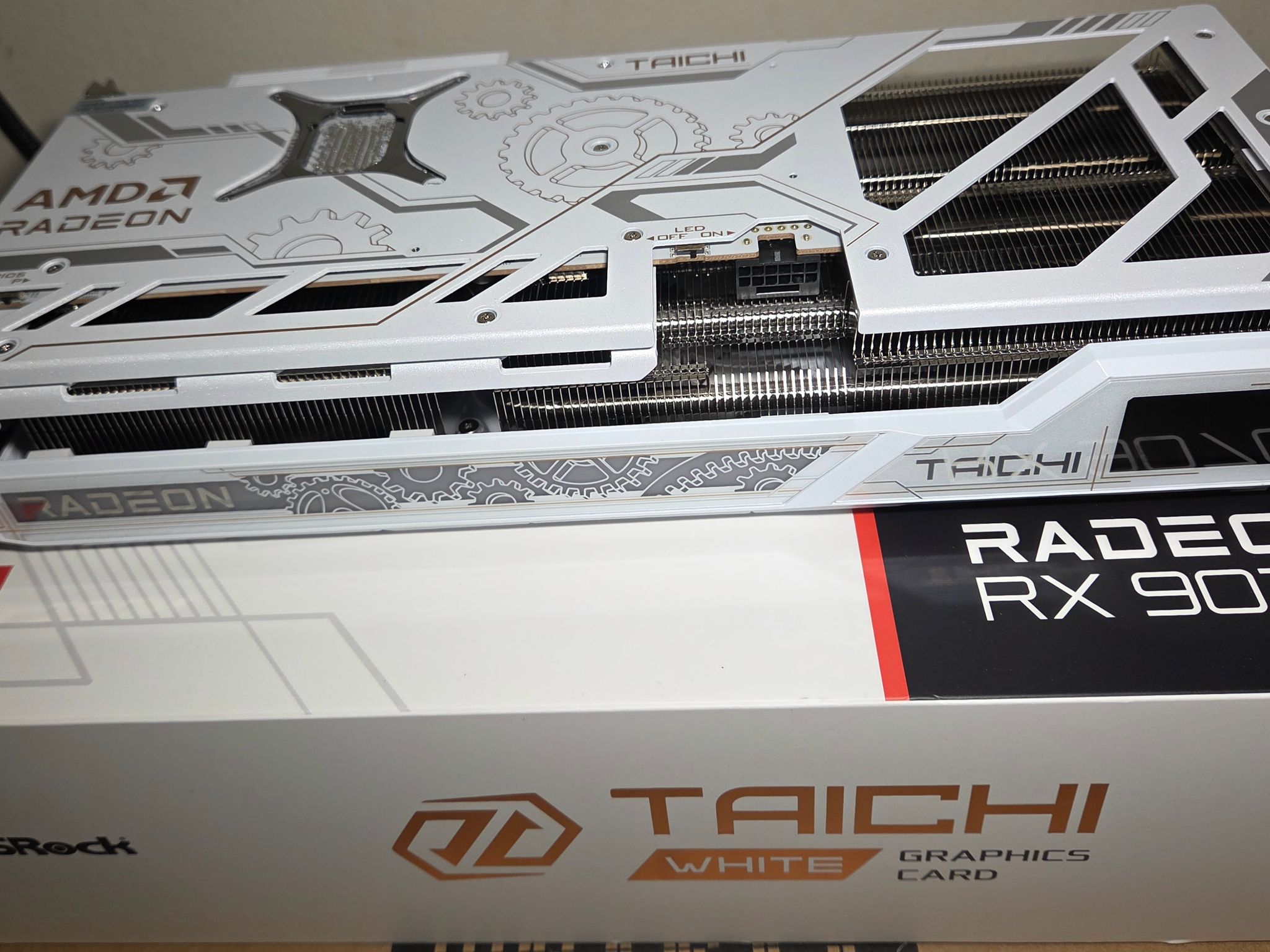 ASRock Taichi OC RX 9070XT