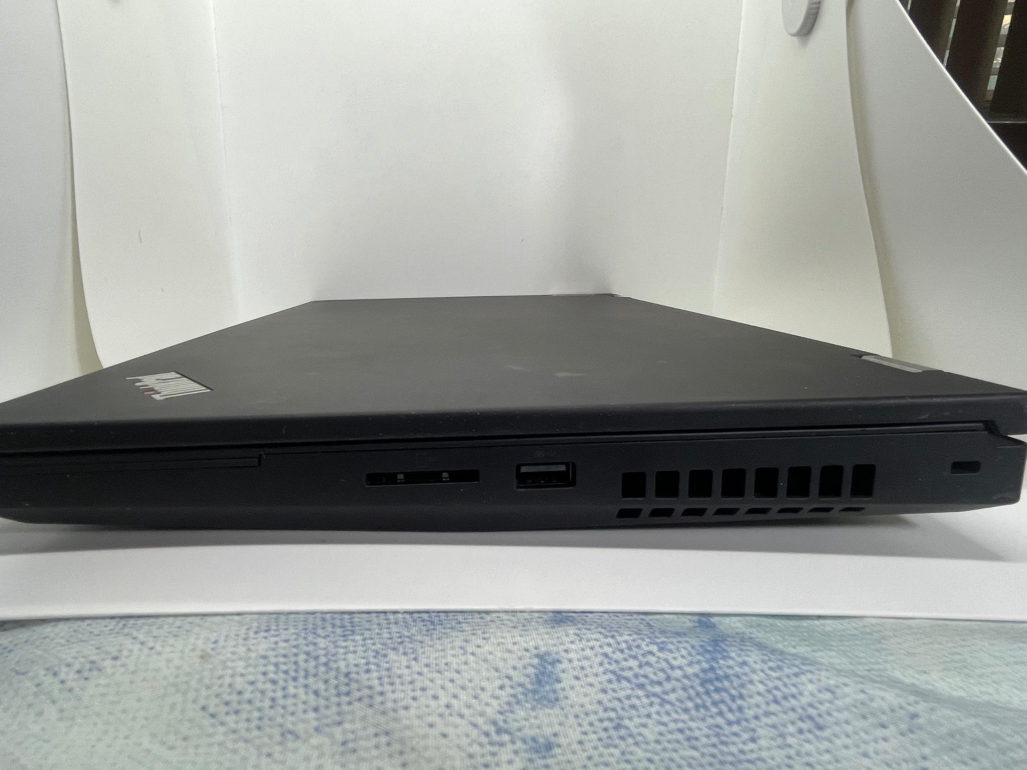 Thinkpad i9- 10885H RTX 2080