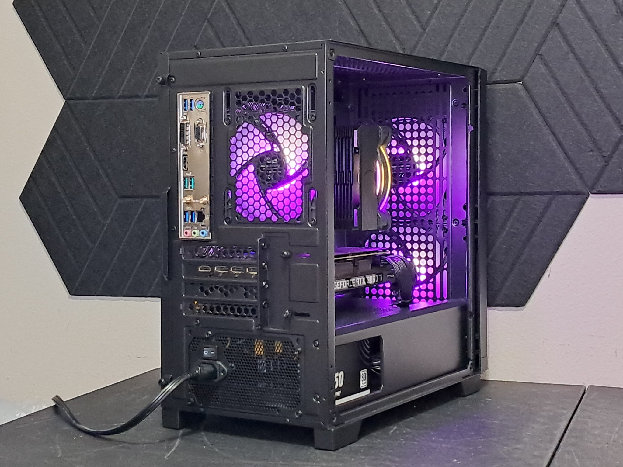 RTX Gaming PC | 3060 Ti | Ryzen 5 3600 | 16GB DDR4 | 1TB SSD | WiFi!