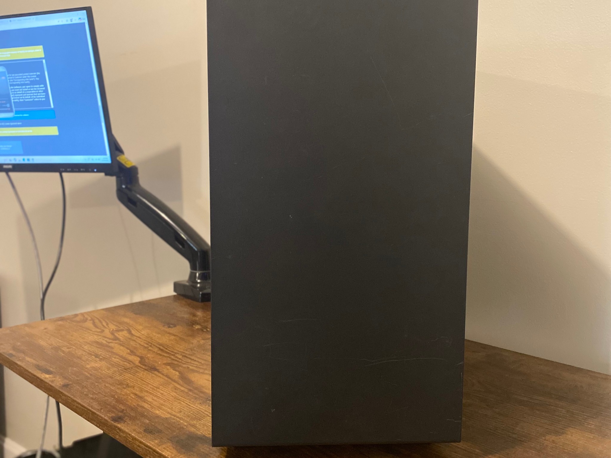 Gaming PC | GTX 1080 FTW 2 Edition | Ryzen 5 2600 | 16 Gb ram 2666 | 512 Gb ssd | windows 11 + wifi