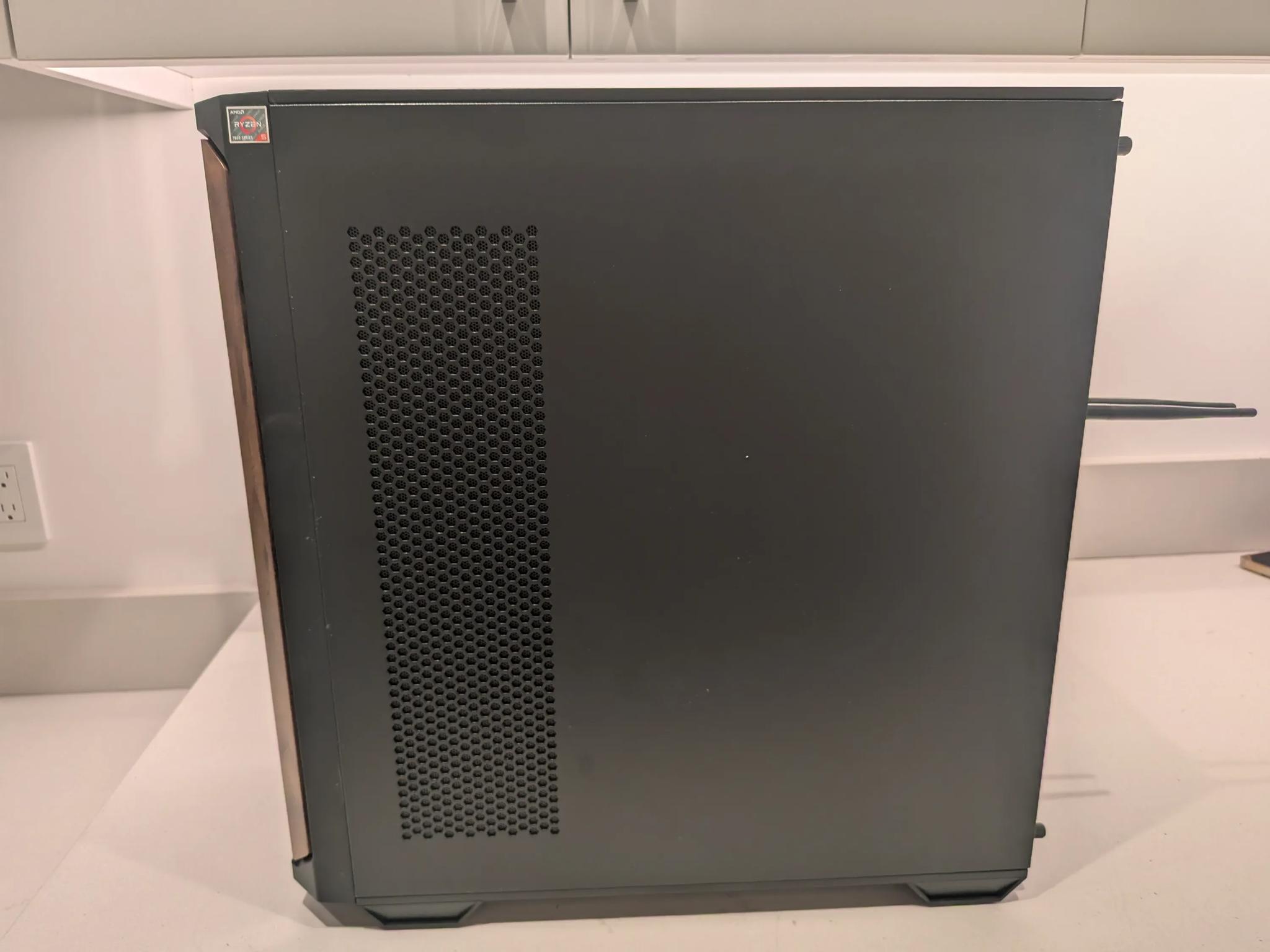 Walnut Wood & Noctua Gaming PC - AMD Ryzen 5 7500F, Radeon RX 7800XT, 32 GB DDR5, 2 TB SSD