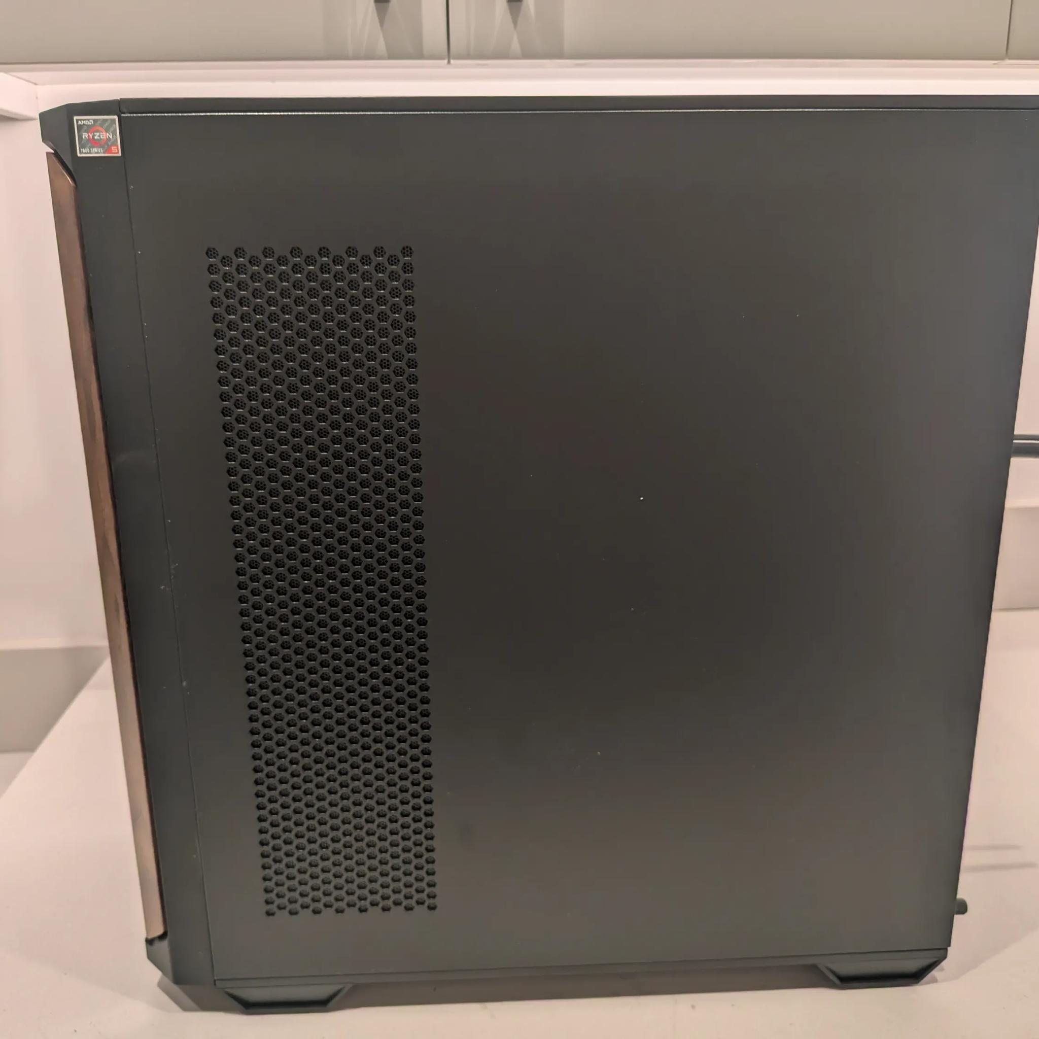 Walnut Wood & Noctua Gaming PC - AMD Ryzen 5 7500F, Radeon RX 7800XT, 32 GB DDR5, 2 TB SSD