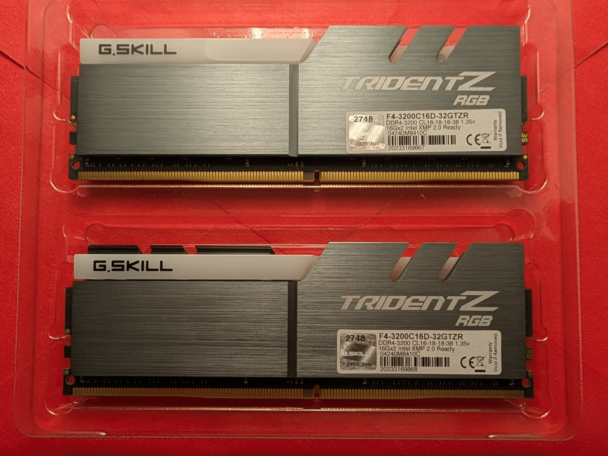 G.SKILL DDR4 3200Mhz 32GB Trident Z RGB Series RAM (2x16GB)