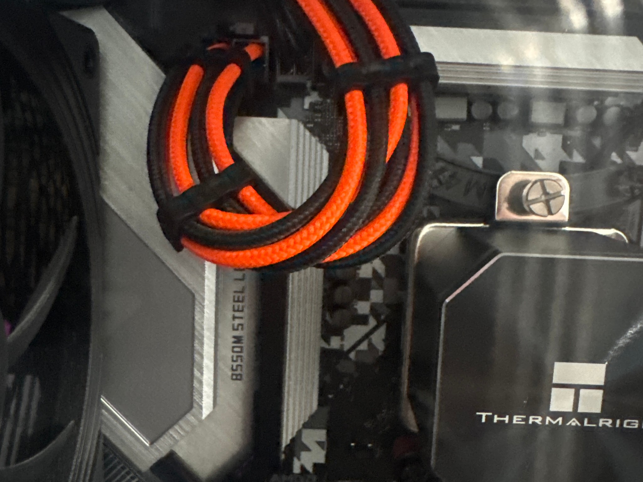 Radeon RX 7900 XT Custom Gaming PC - Ryzen 7 5800X3D
