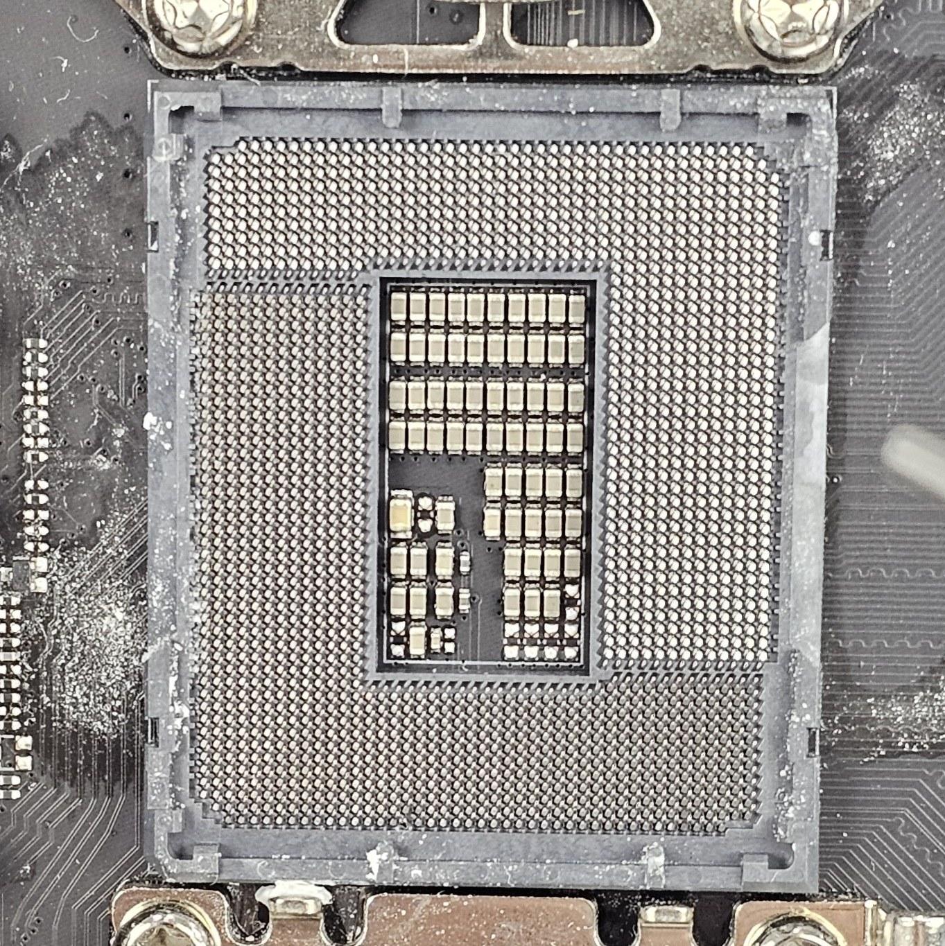 ASUS TUF GAMING Z790-PLUS WIFI LGA1700 DDR5 ATX Motherboard