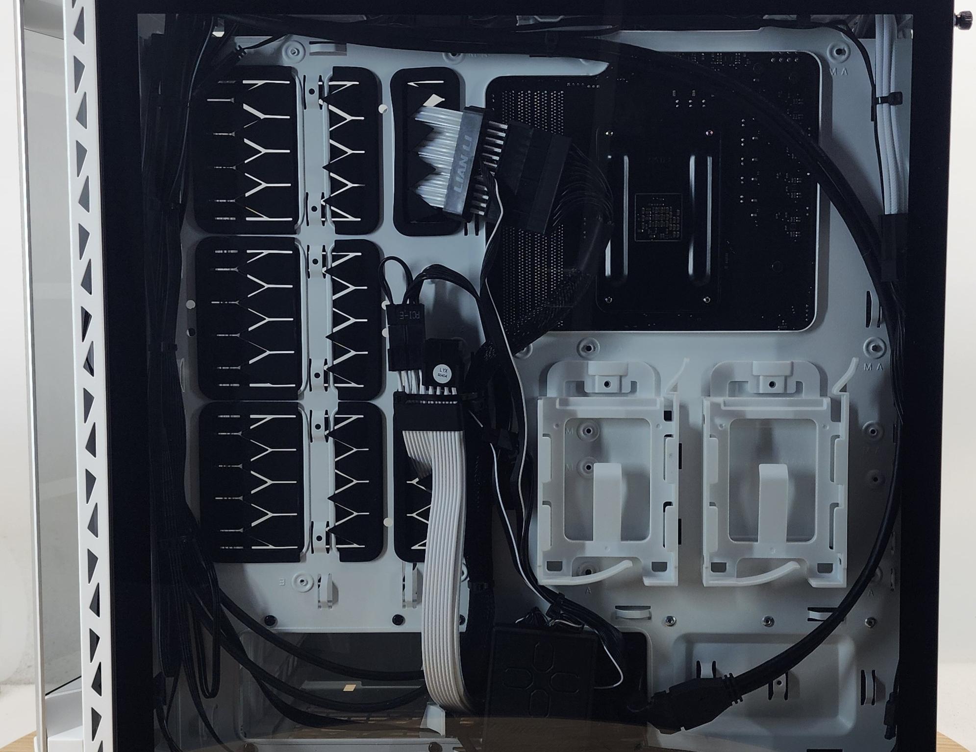 Gaming PC Ryzen 7 5700  32GB RAM 1TB SSD RX 9060 XT 16GB Windows 11 Computer