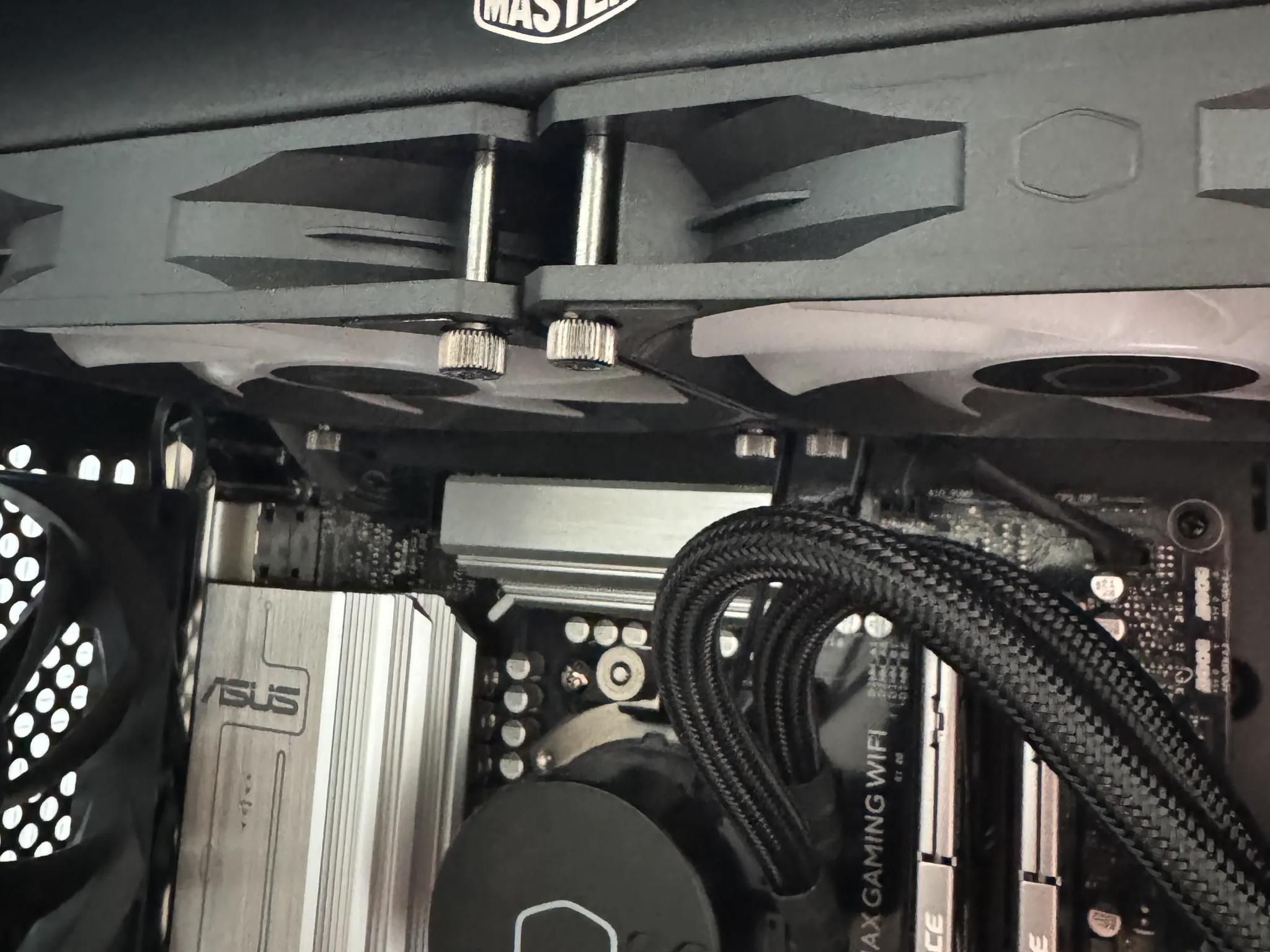 "Operator" - Nvidia 5060TI 16GB Ryzen 7600X 1TB NVME 32GB DDR5