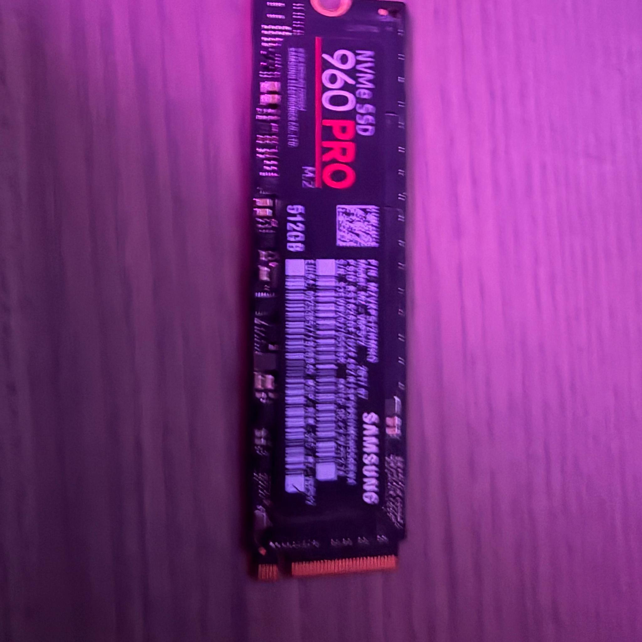 Samsung 960 Pro 512 MB NVME SSD