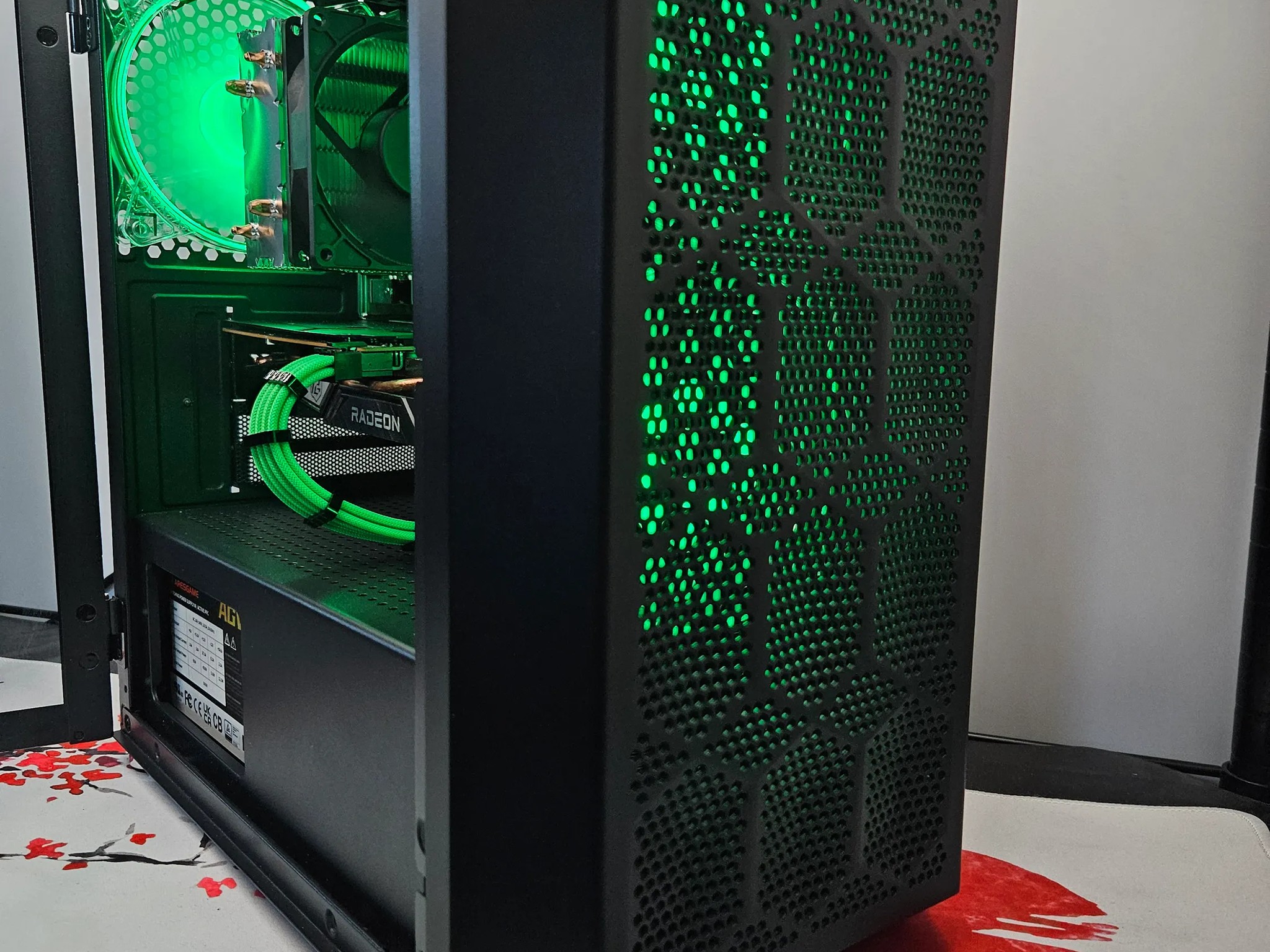 Budget Baller Intel 12 Core/ 16GB DDR4 / 512GB SSD / RX6500XT 4GB