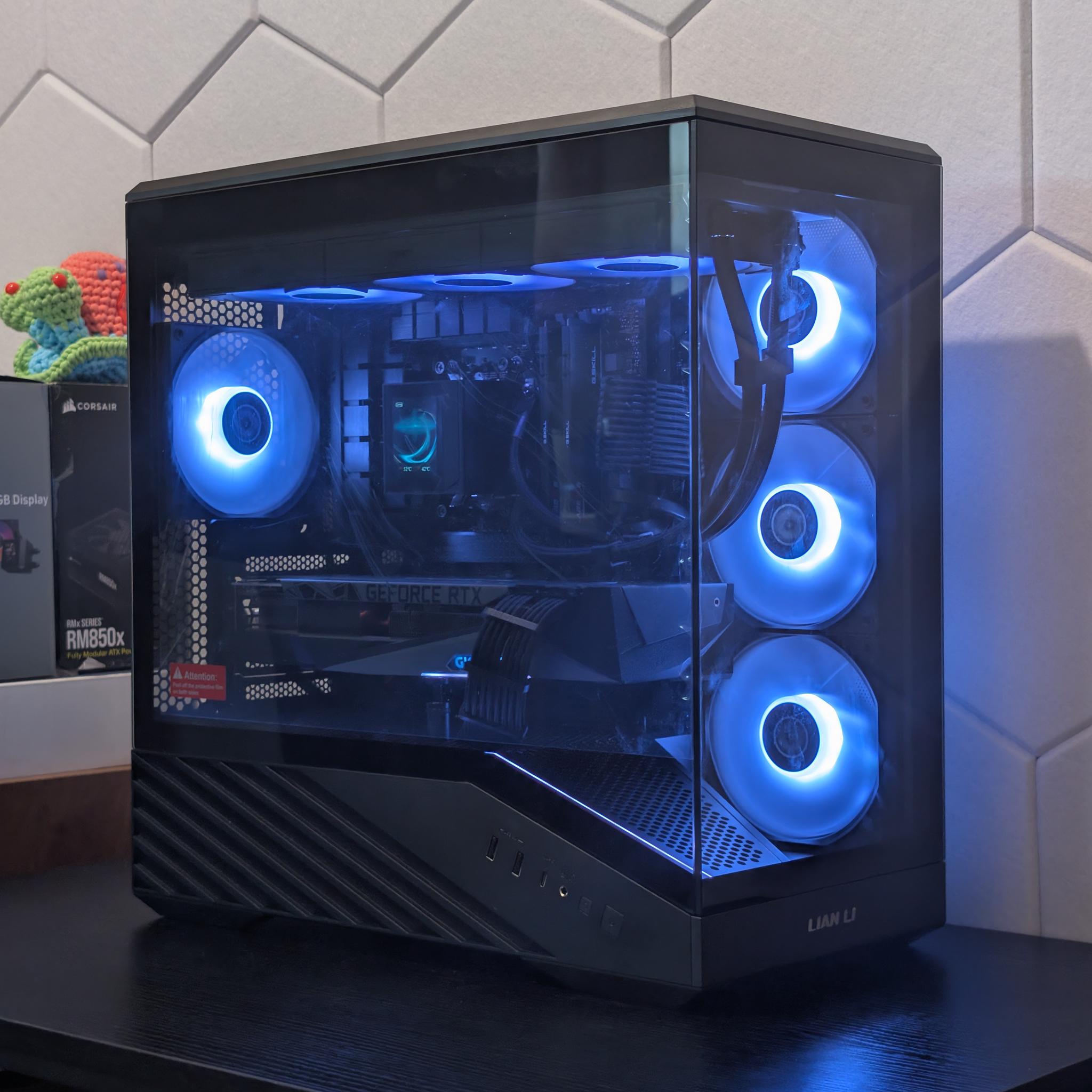 🐦‍⬛🔥1440p Gaming Beast | RTX 3080Ti | Ryzen 7 7700X | 2TB SSD | 32GB RAM | WiFi 6 & Bluetooth🔥🐦‍⬛