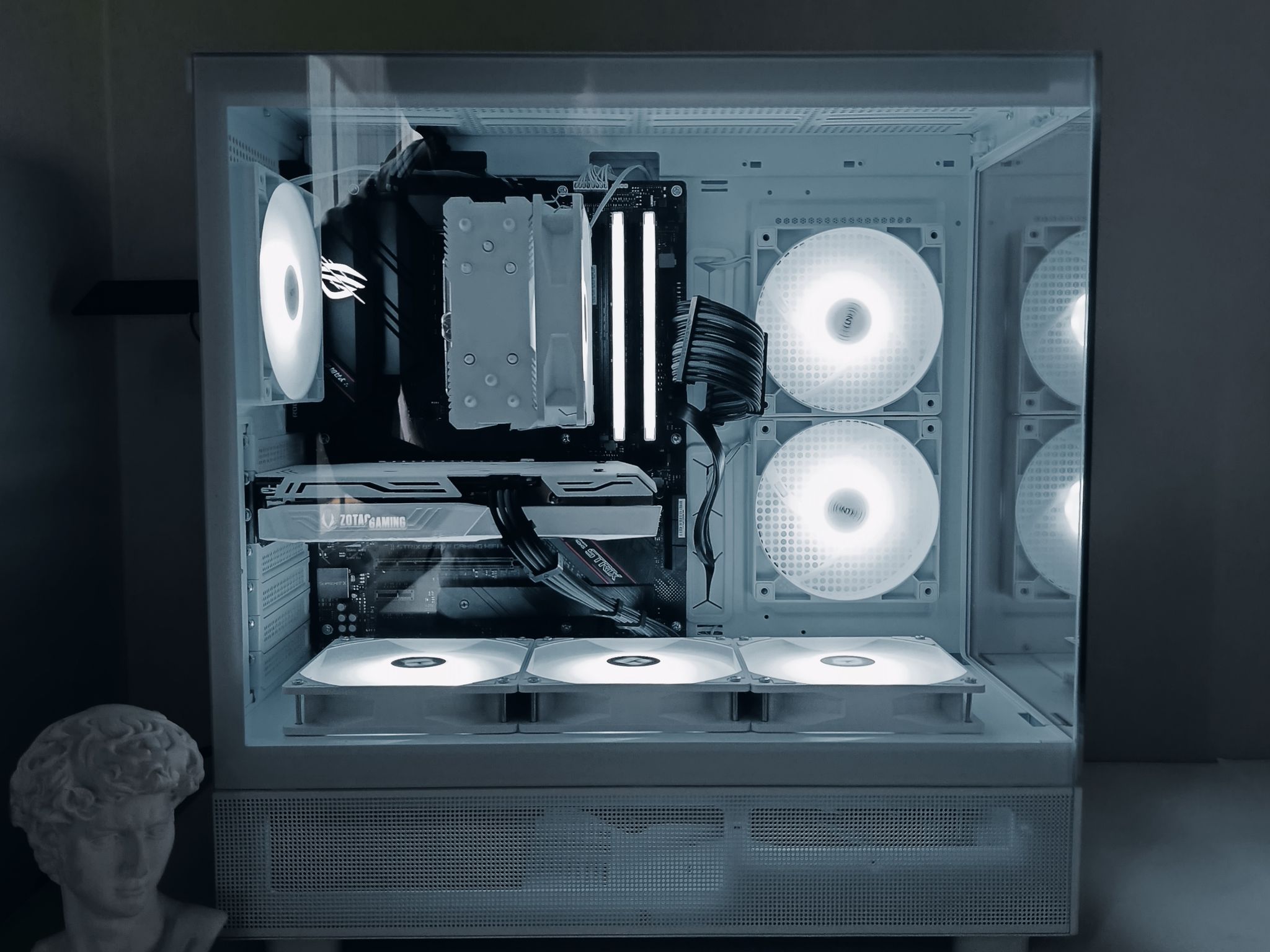 Custom White RGB Gaming Desktop PC – Ryzen 5 5600 + White RTX 3060 Ti