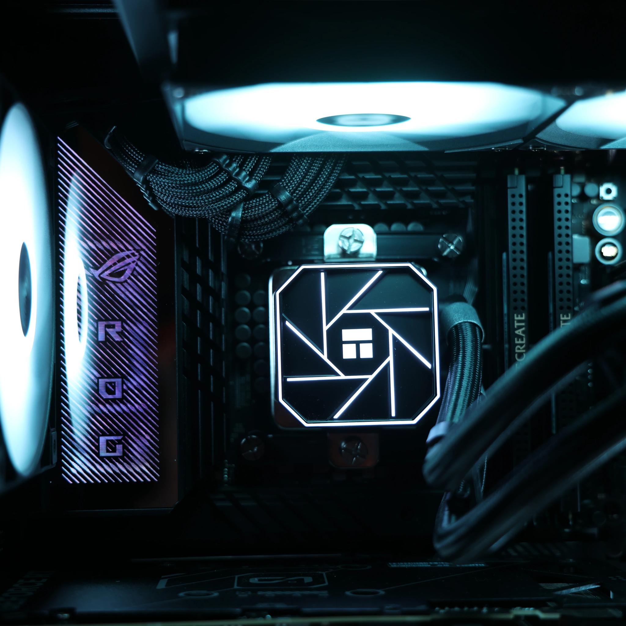 🎨 Creator 🎨 RTX 4070 Super / Intel Core i9-12900K / 2TB NVME / 32GB DDR5 RAM / 240 AIO / W11 Pro