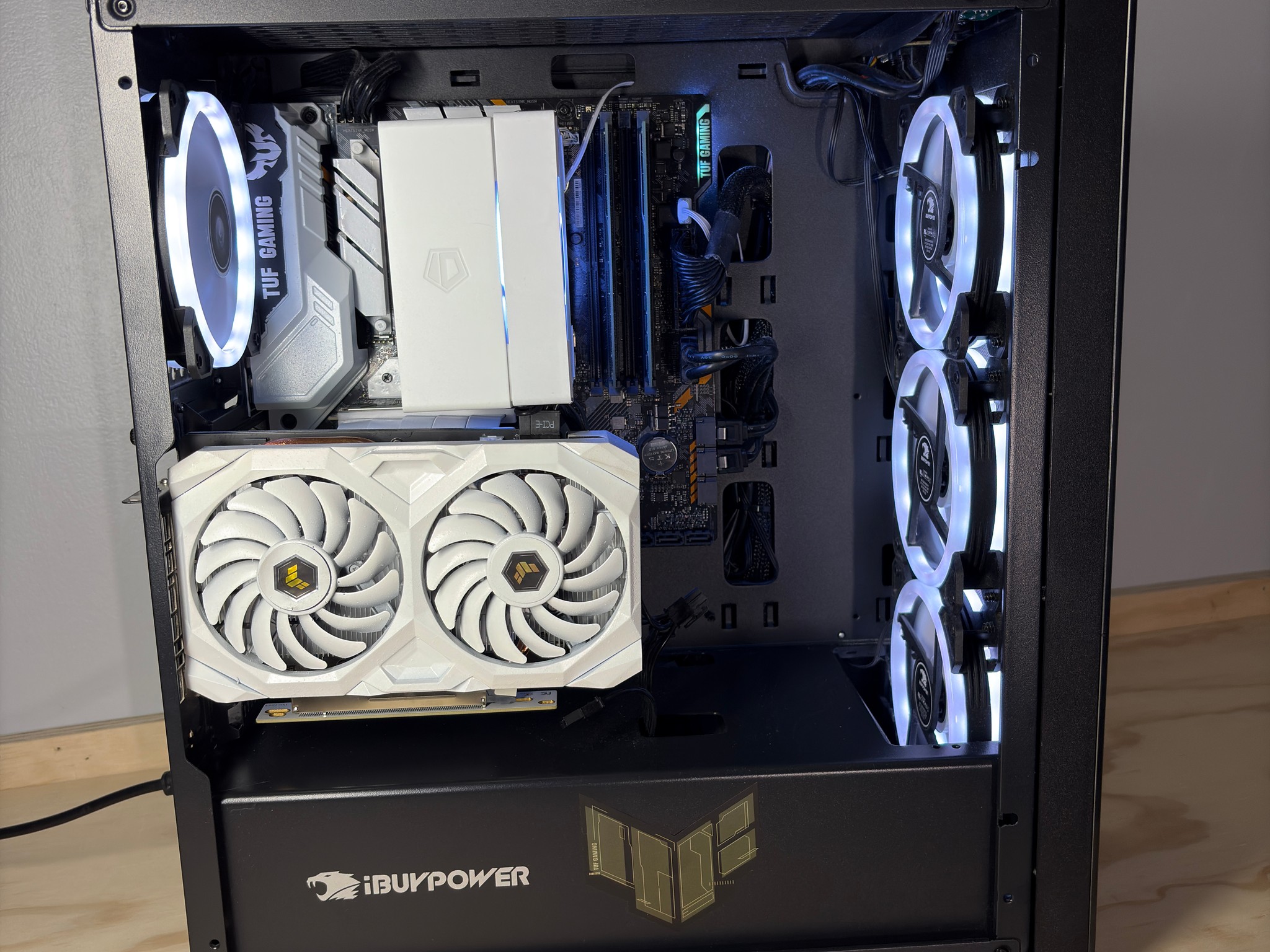 Custom Gaming PC / I7 + GTX 1660 Ti / SSD / Ready to Play!