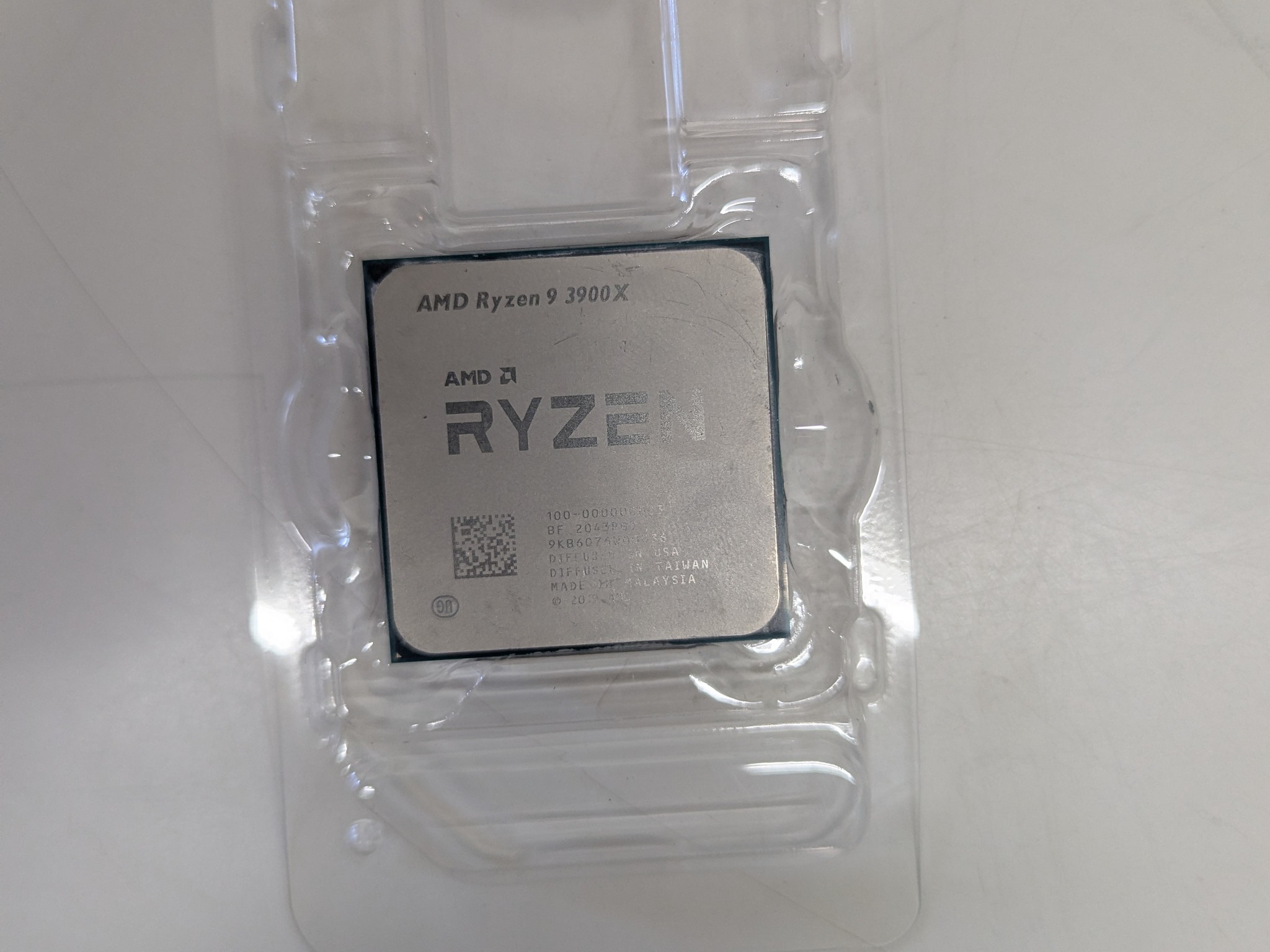AMD Ryzen 9 3900X