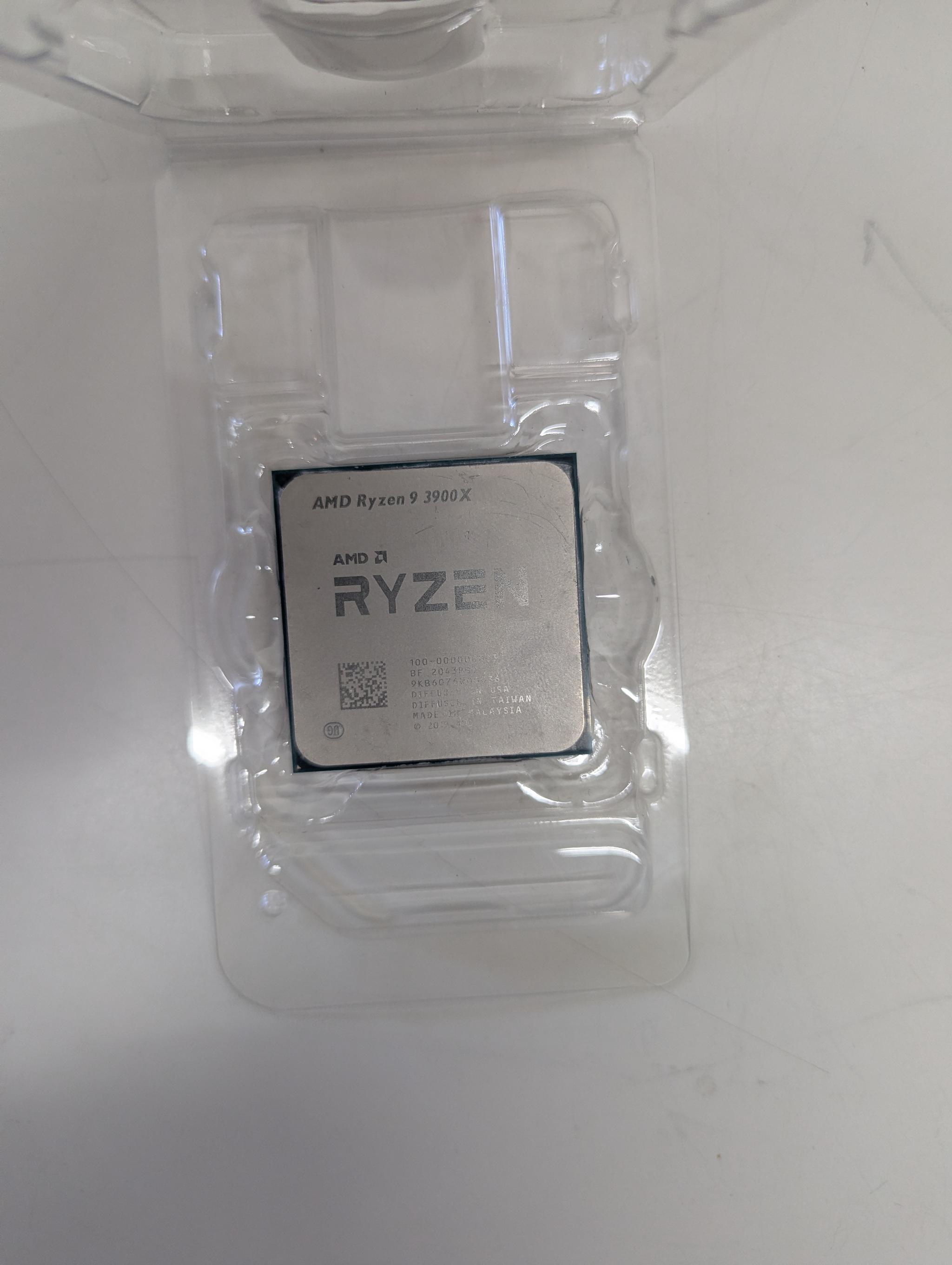 AMD Ryzen 9 3900X