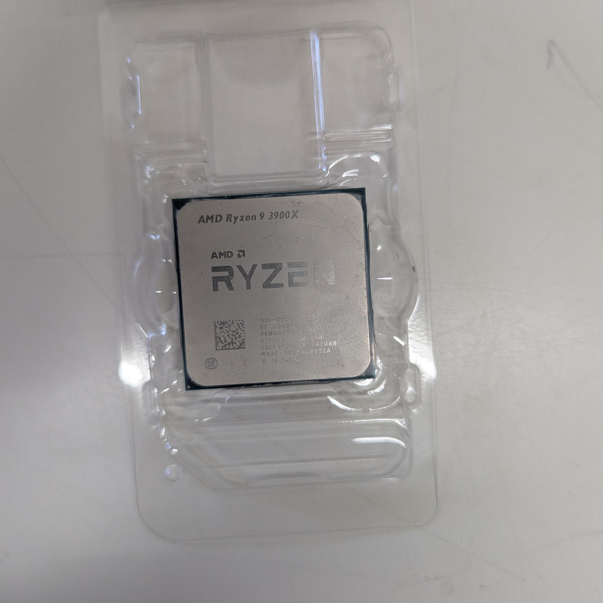 AMD Ryzen 9 3900X