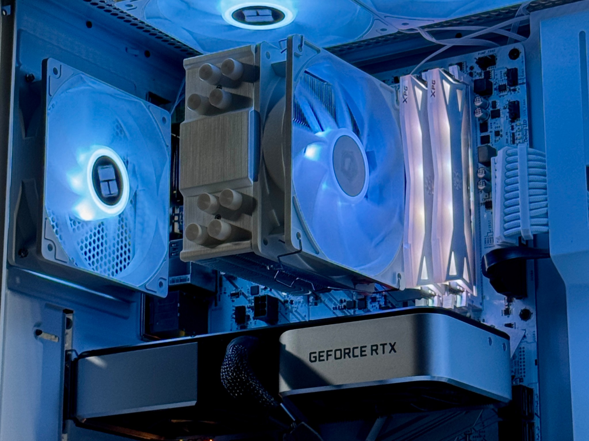 🔥⚪️ RTX 3060Ti | i7 8700K | 16GB DDR4 \ 500GB SSD | WiFi + BT