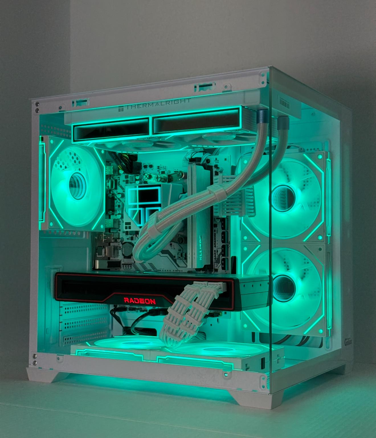 ⚪️WHITEOUT FURY⚪️ 1440p | RX 6800 16GB | RYZEN 5 5600X | 1TB M.2