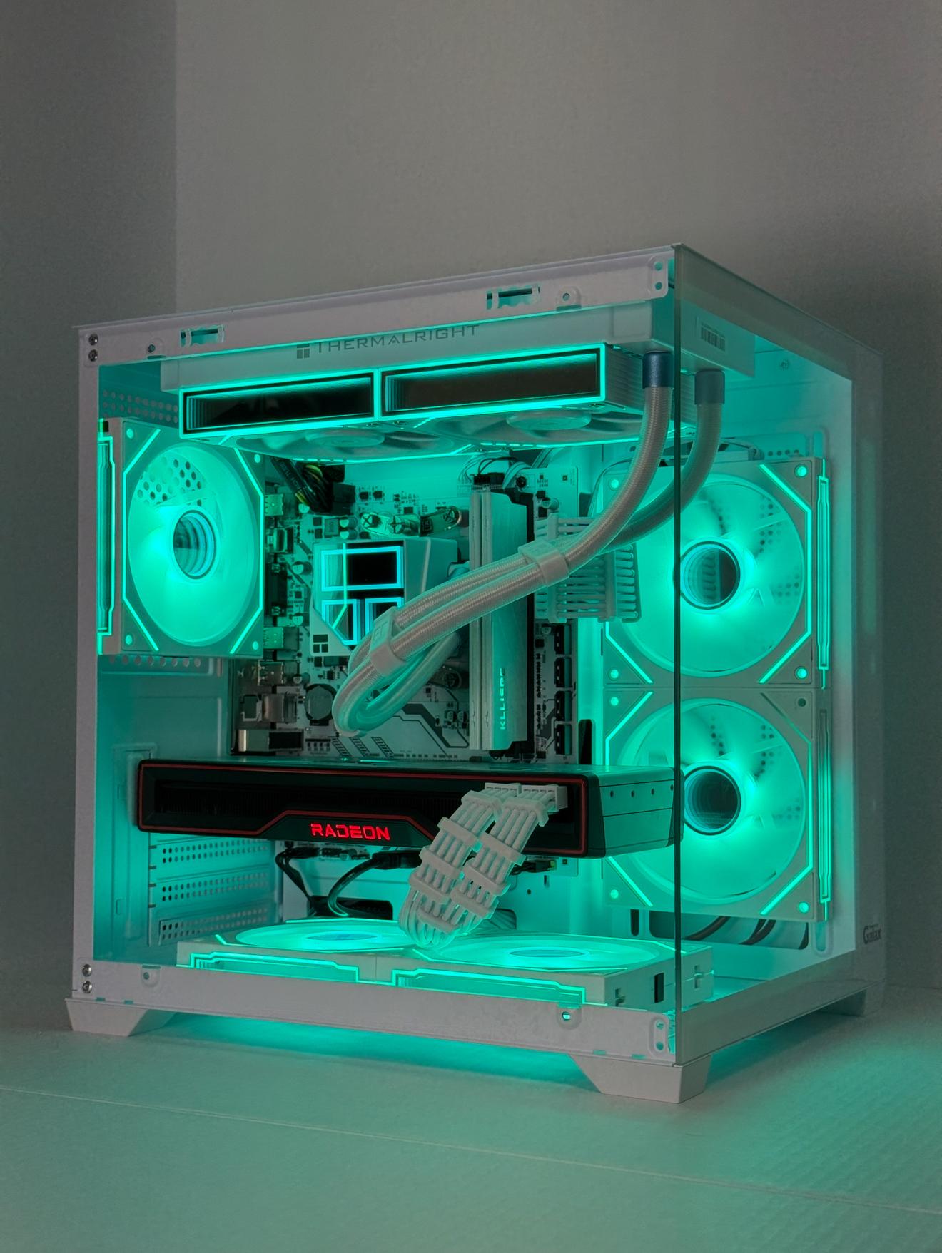 ⚪️WHITEOUT FURY⚪️ 1440p | RX 6800 16GB | RYZEN 5 5600X | 1TB M.2