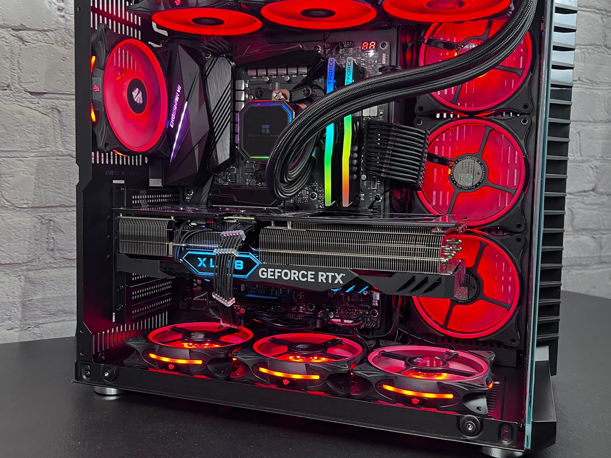 Ryzen 7 5800X3D RTX 4070 TI 32GB Ram 2TB WiFi Win 11 Gaming PC