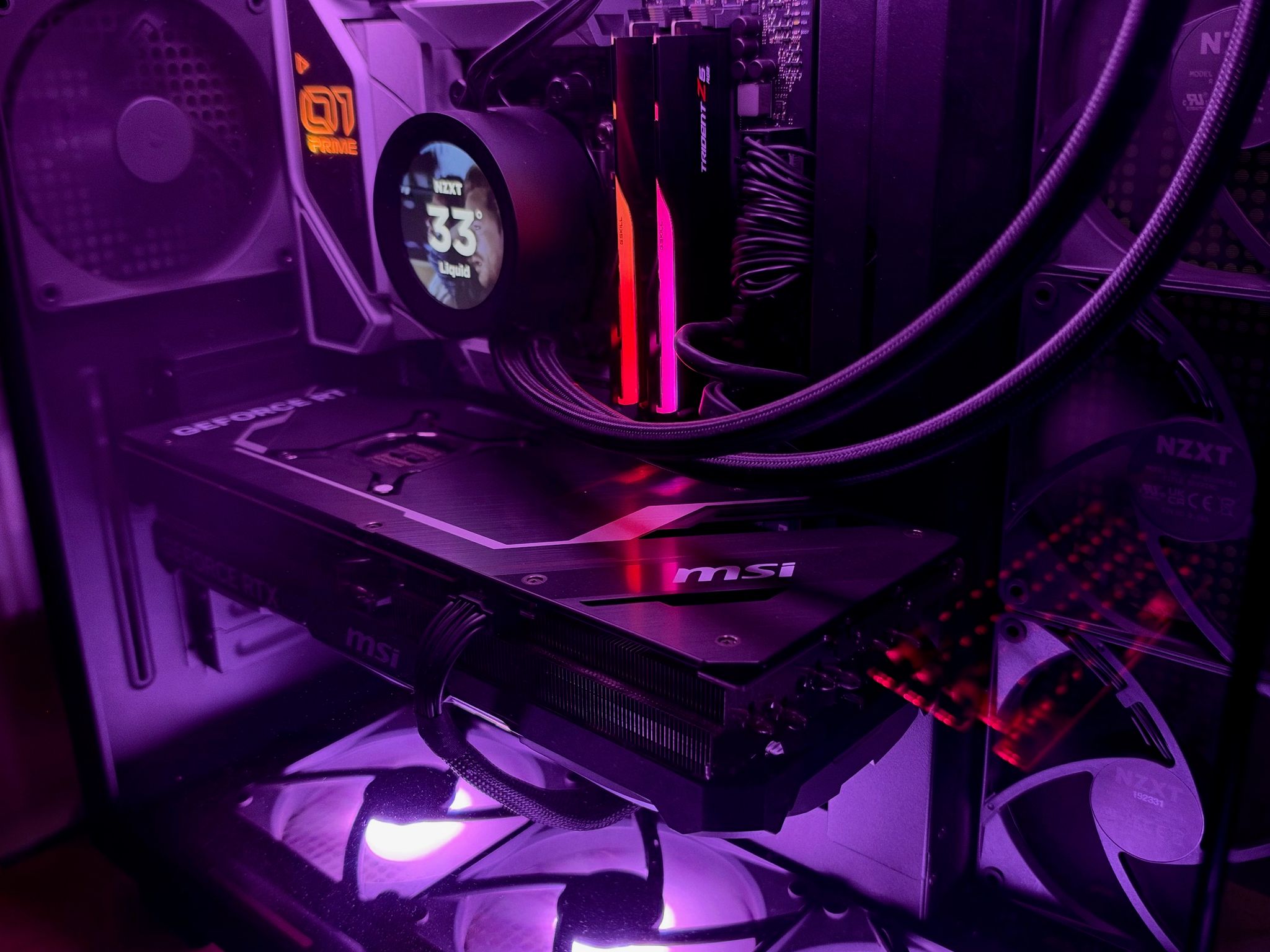 GeForce RTX 4080 Super Custom Gaming PC - Ryzen 9 7900X, 32GB RAM, 1TB NVMe SSD
