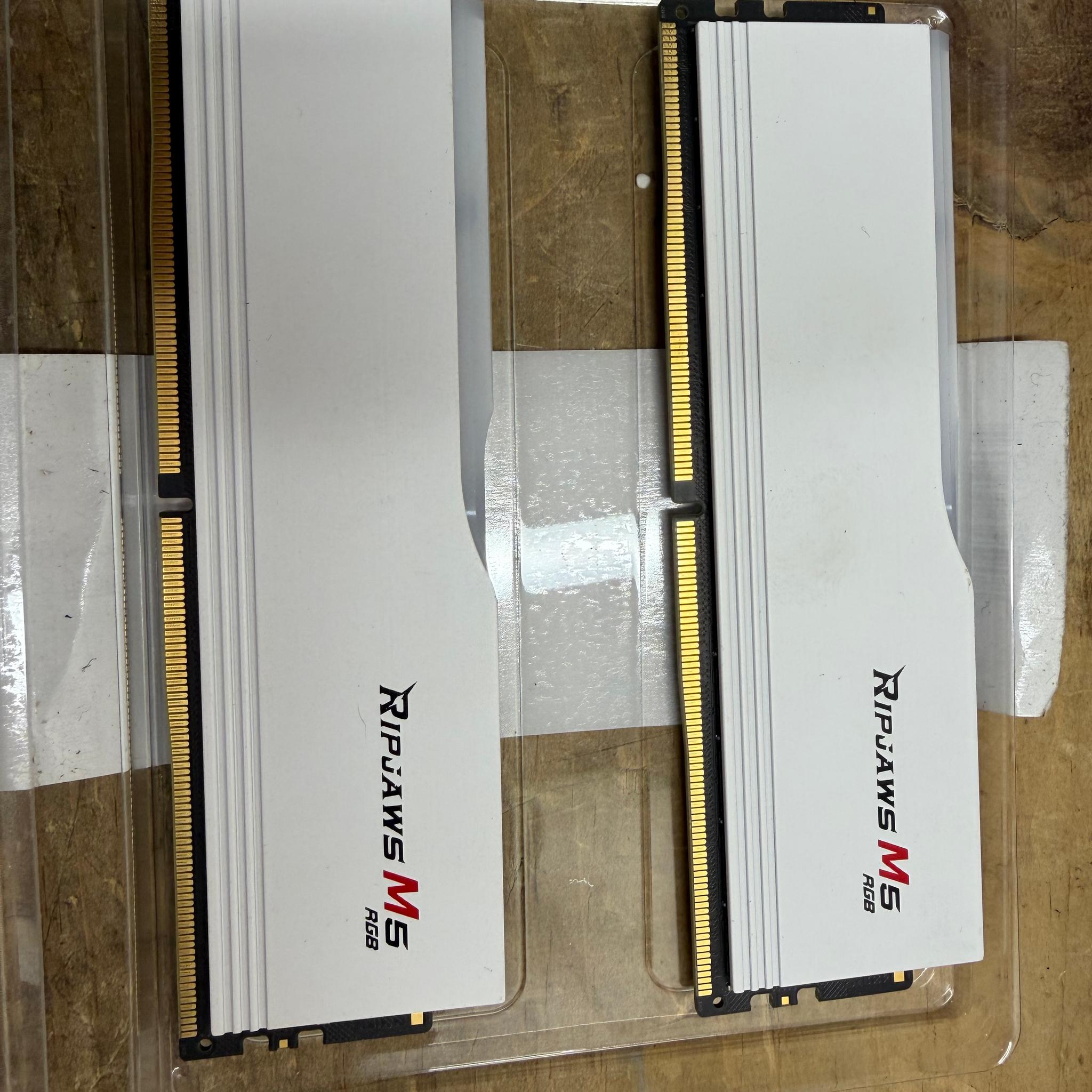 96GB Gskill RIPSAW M5 RGB 5200